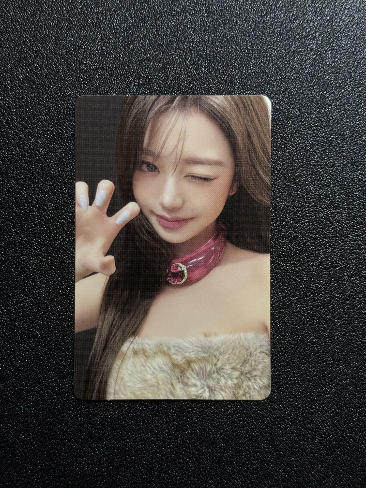 IVE 員瑛 娃專專卡