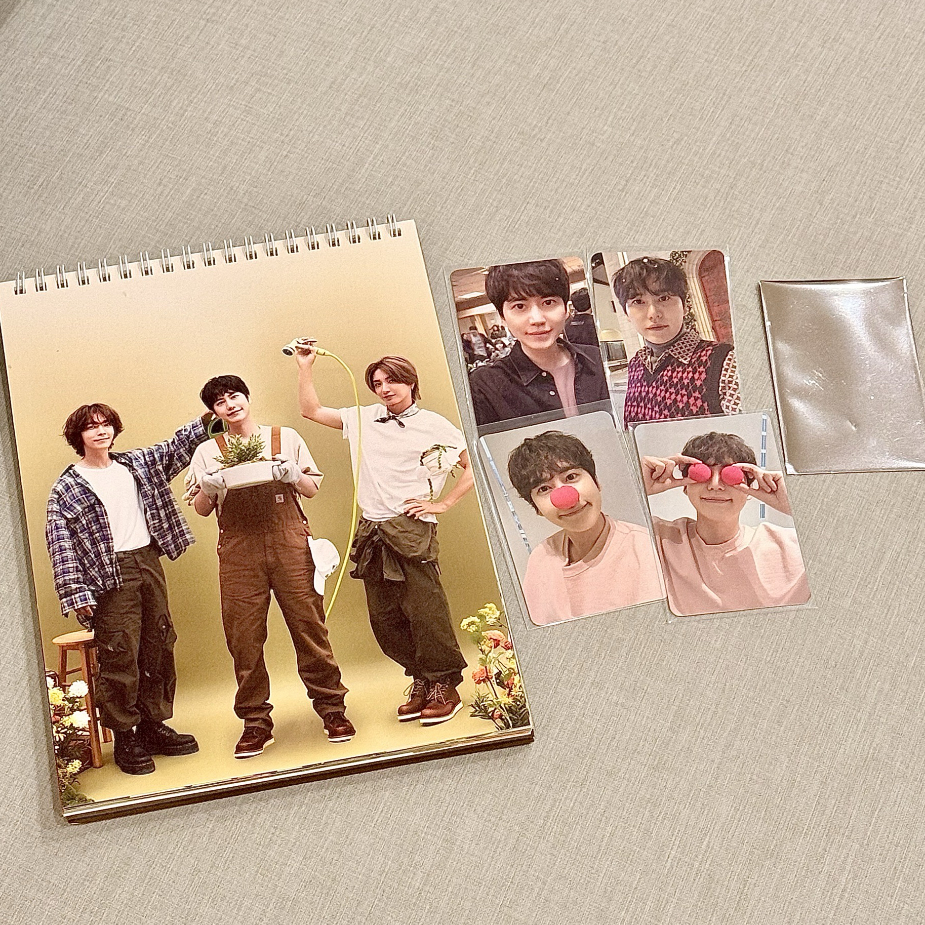 🐧 正規一 個人專《 Colors 》空專 (會送禮物)