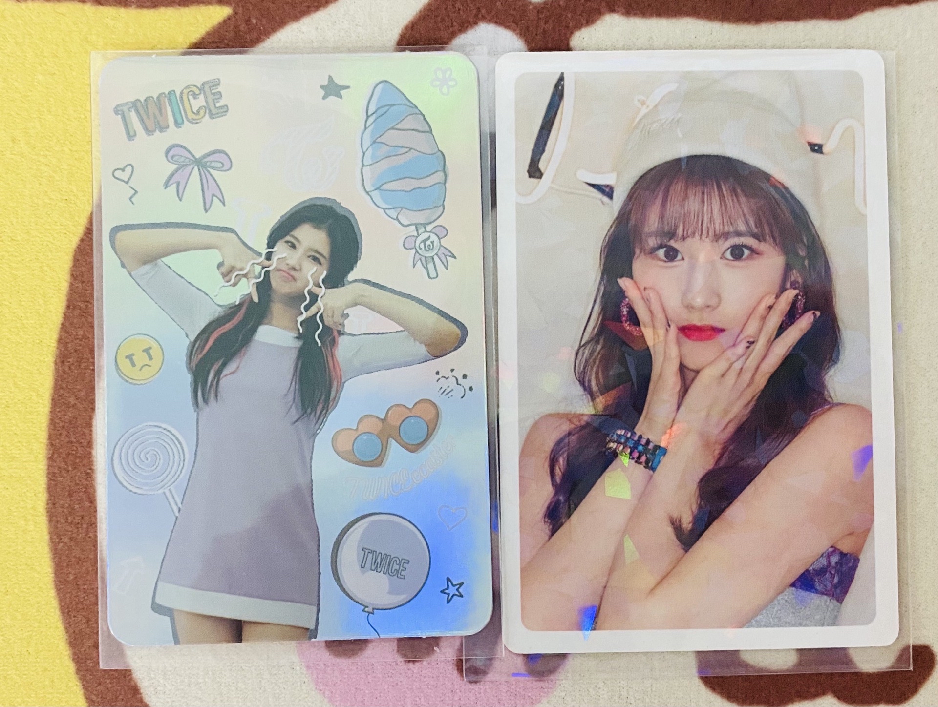 TWICE 全成員小卡區