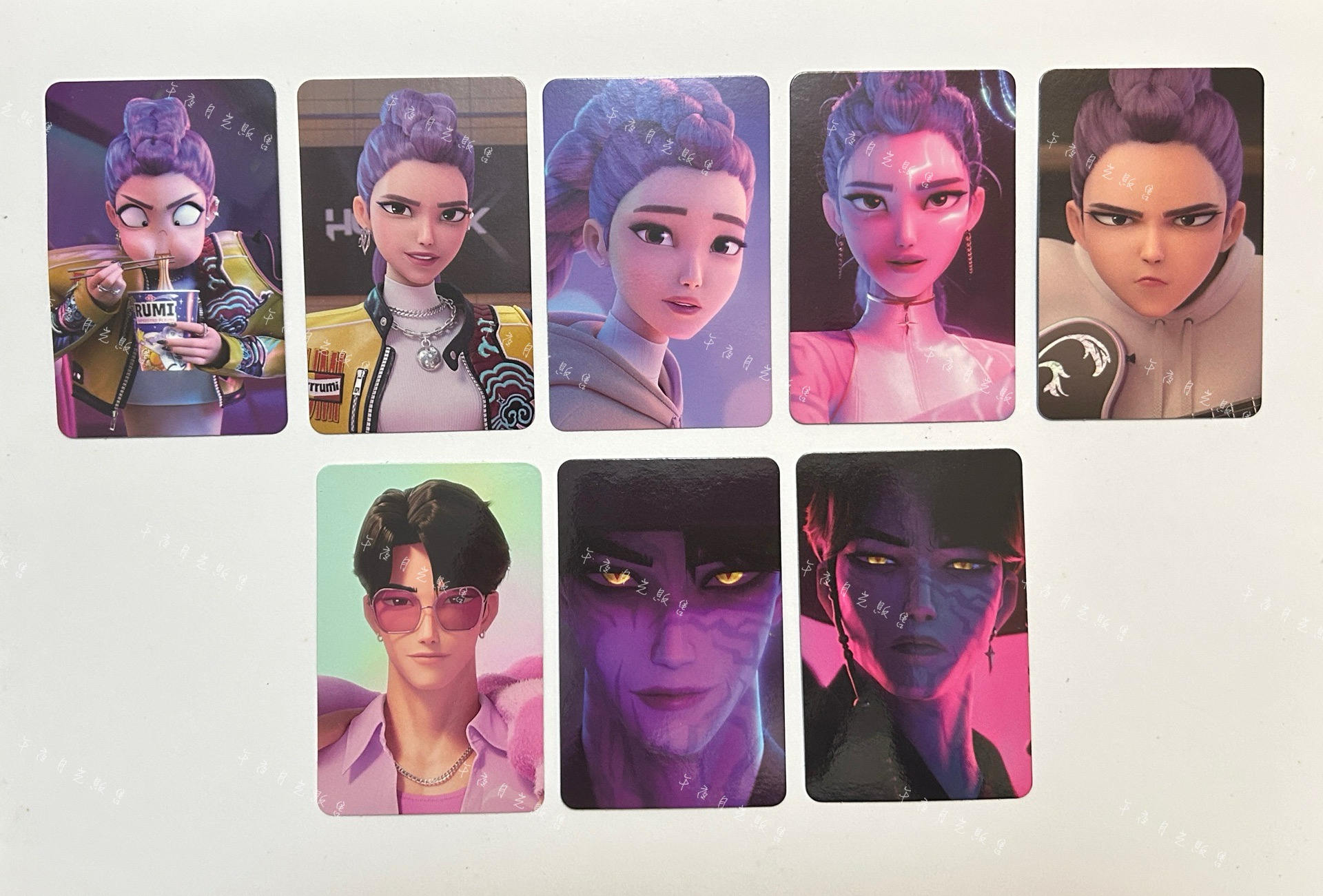 Kpop獵魔女團快閃店小卡［閃卡交換］