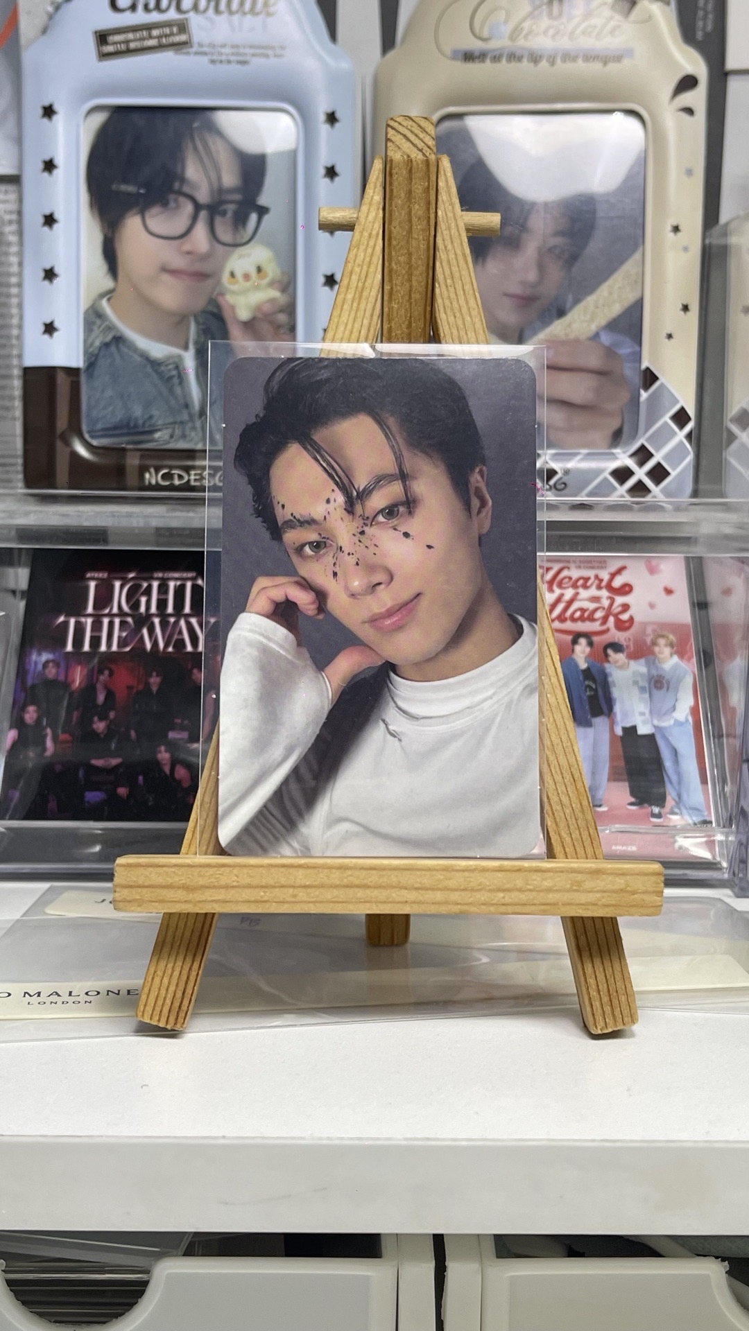 臉上有水滴綜星