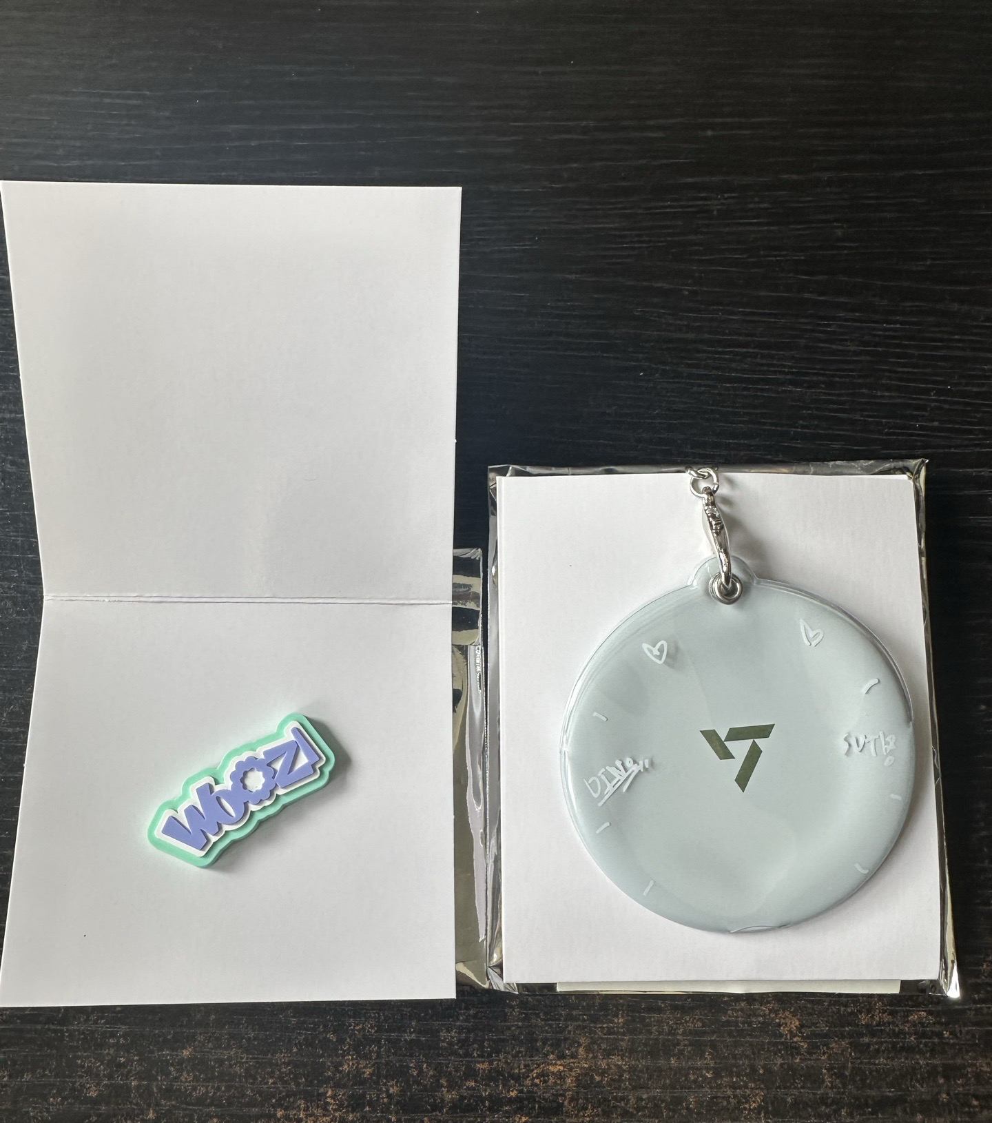 home 勳 姓名別針