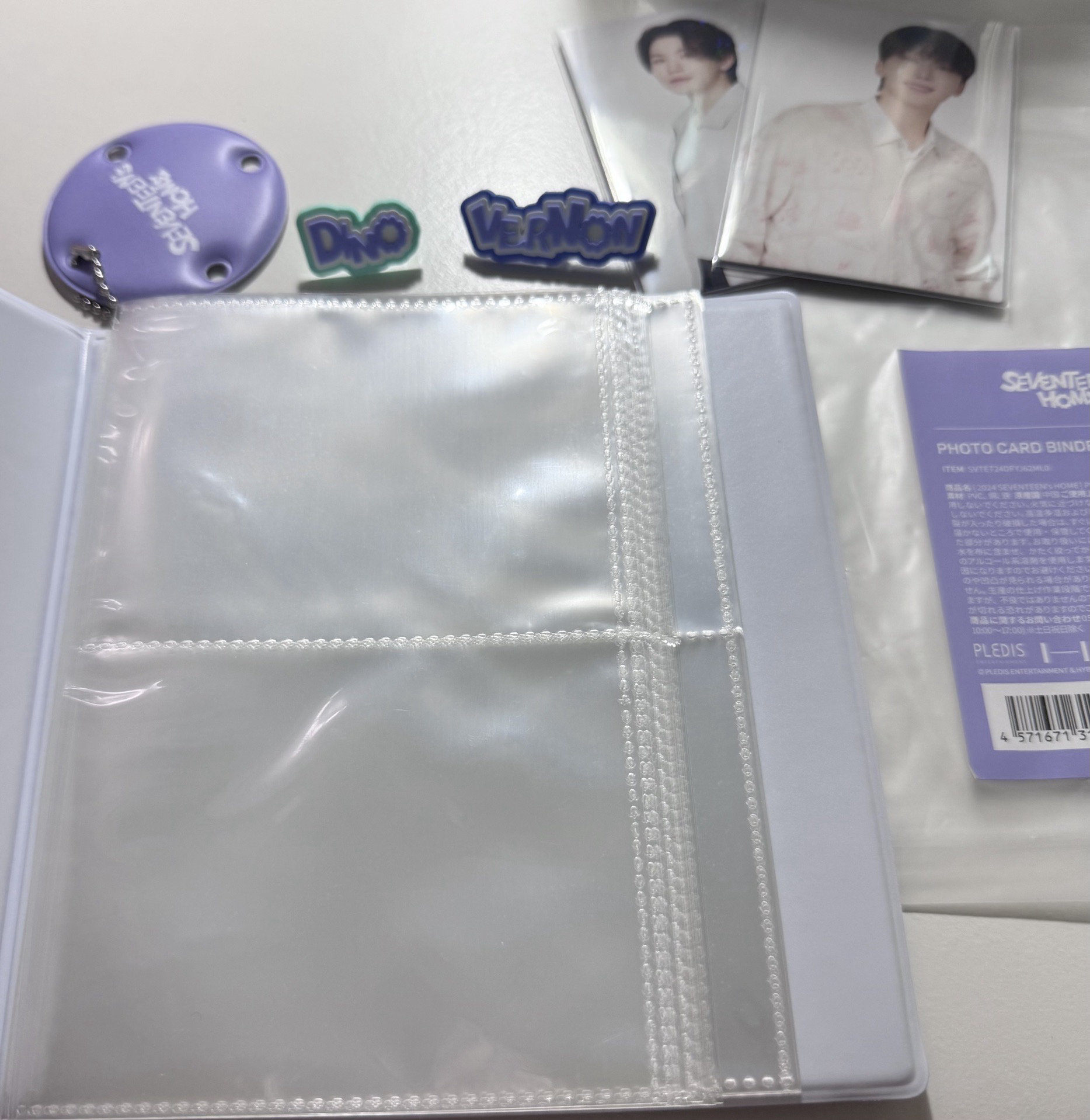 SEVENTEEN’S 2024 HOME 卡冊（🎁隨機卡及裝飾扣為贈物）