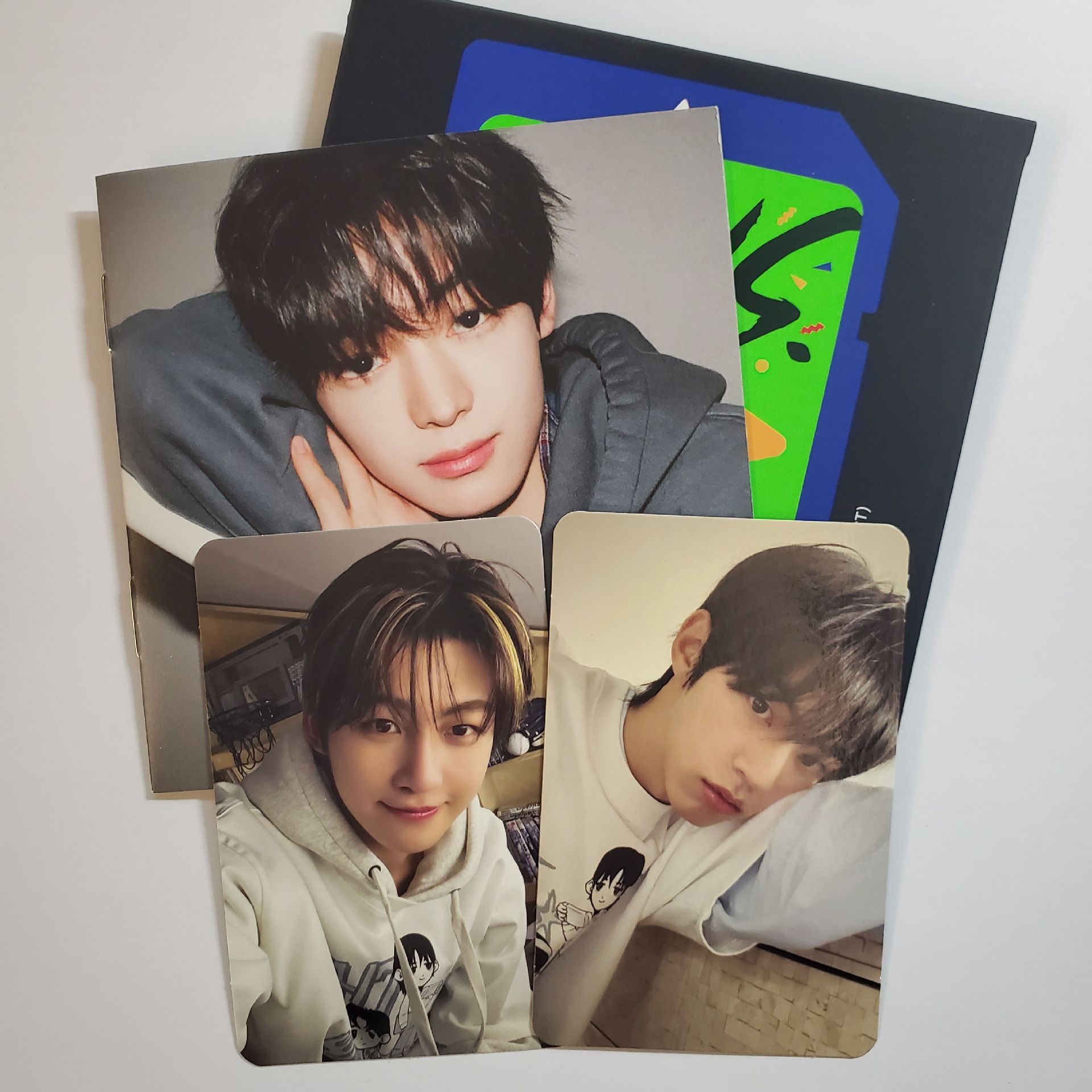 TRY WITH US 單封已拆（帶一本空專