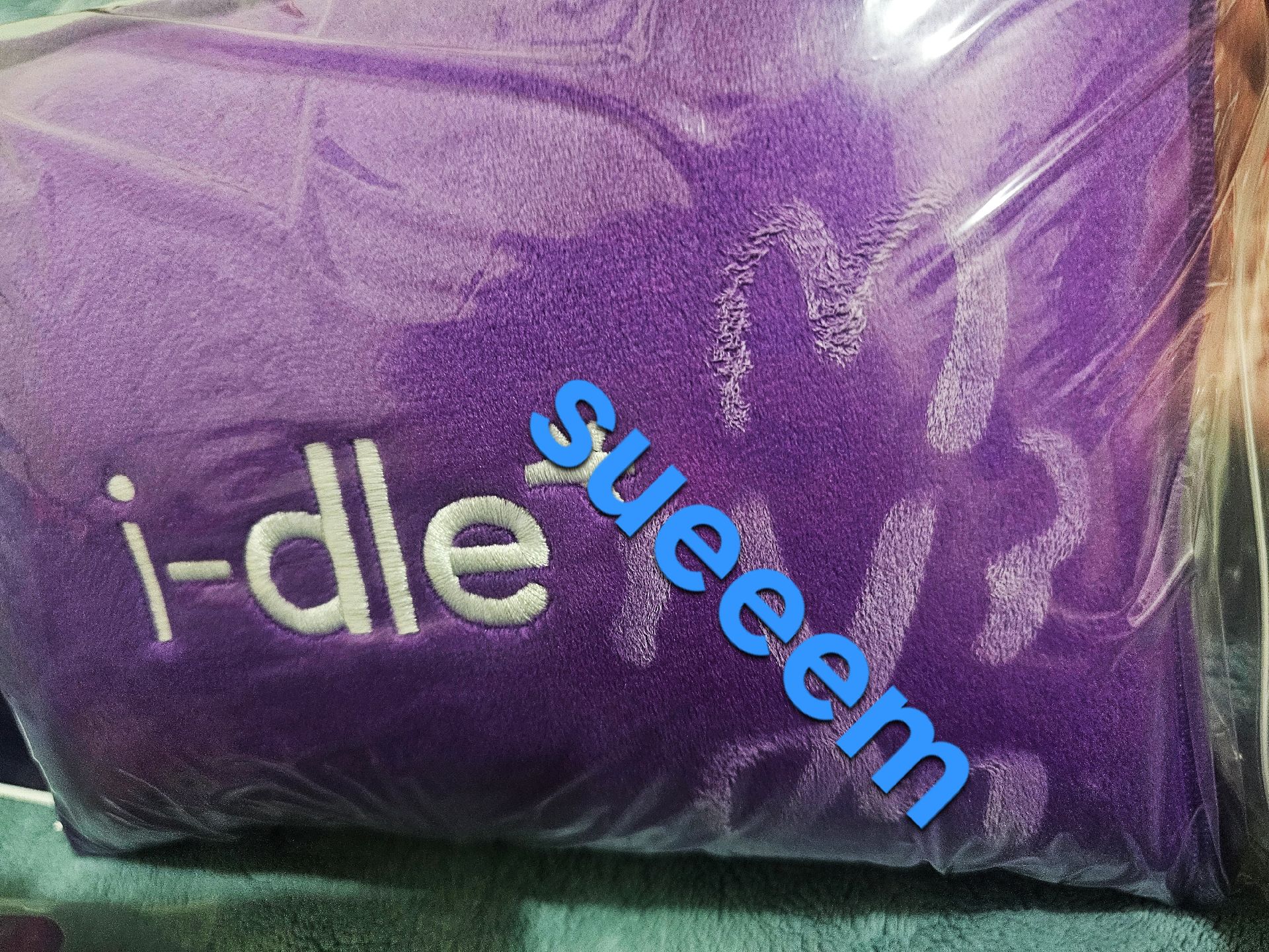 i-dle 首爾場展覽 薇娟miyeon 親簽