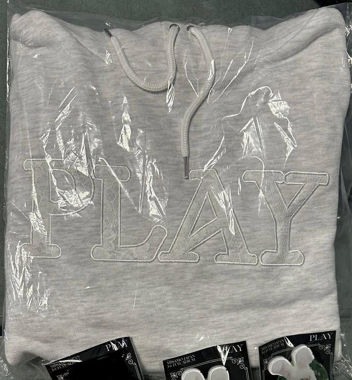 現貨 MISAMO PLAY試聽會灰色帽T