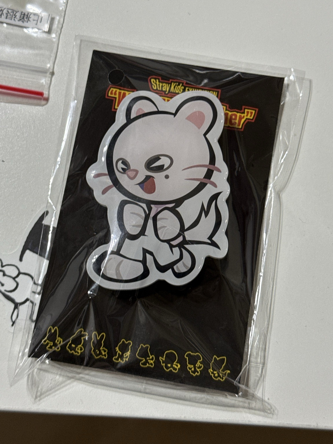 We STAY, together 辰手機支架