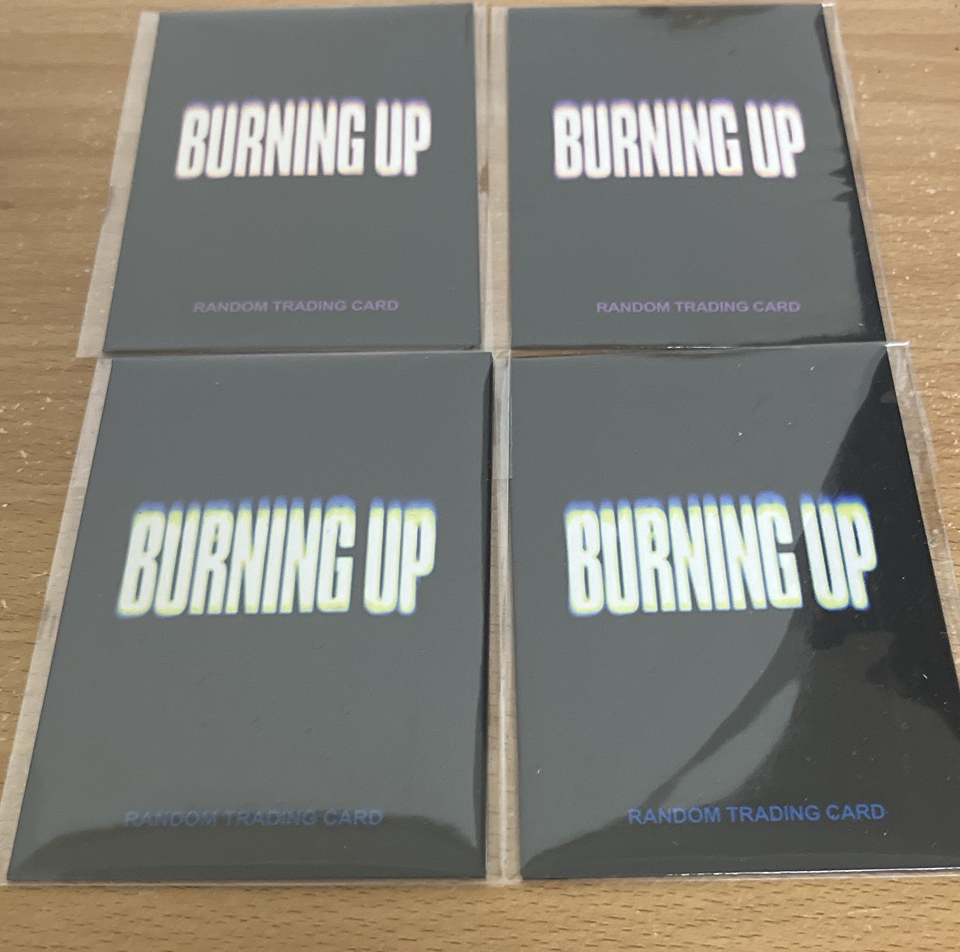 BURNING UP 未拆卡包
