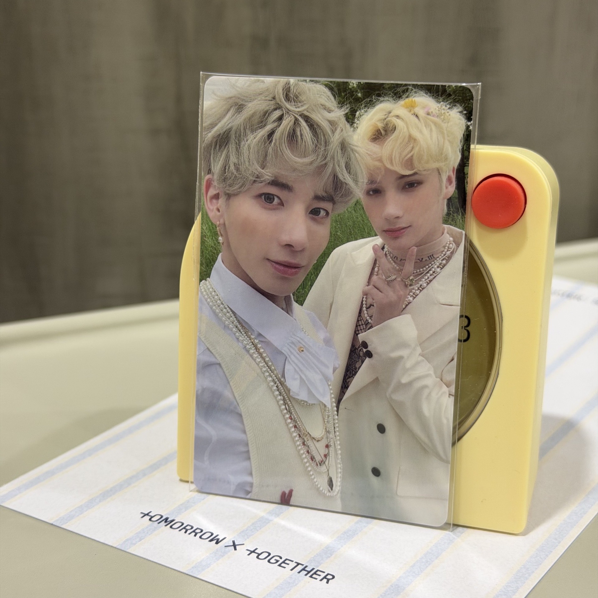 TXT 忙內賴雙人卡