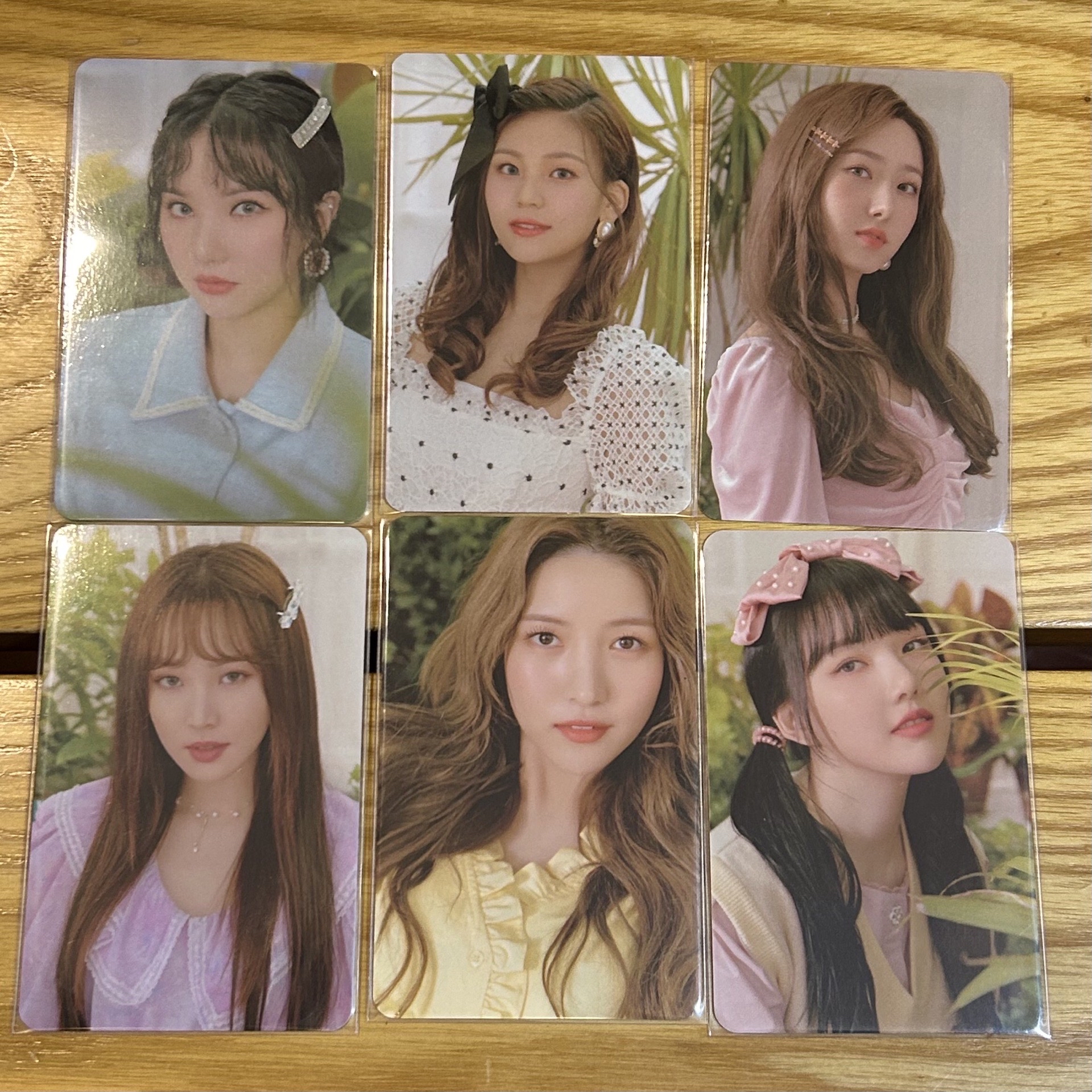 GFRIEND 2020年曆小卡組