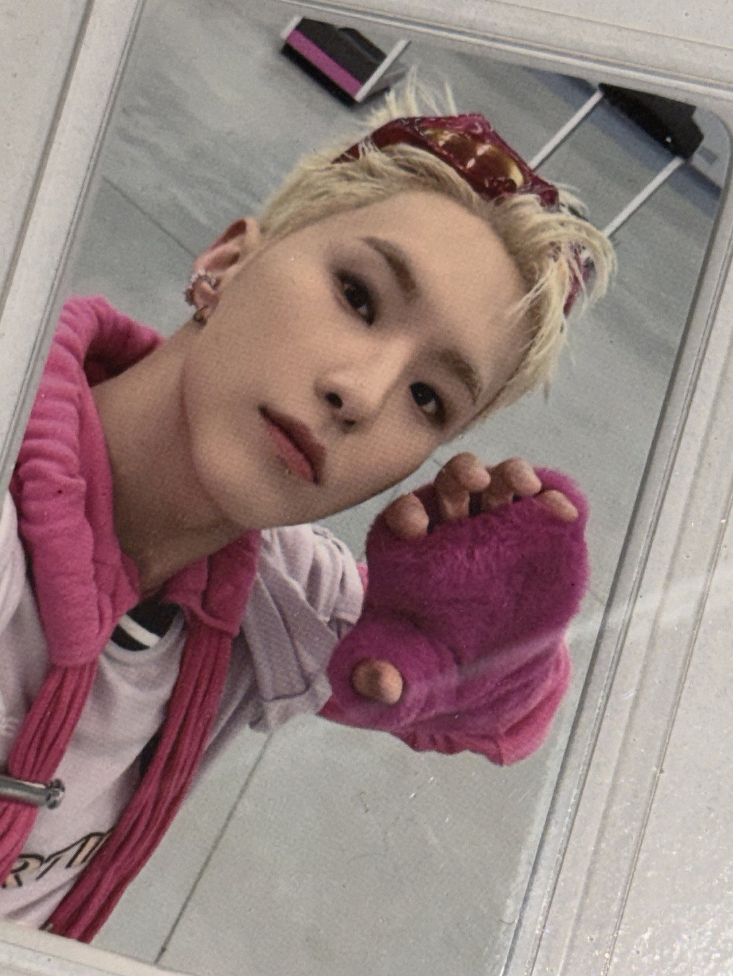 wm1.0榮幸運卡 綁後面三圖