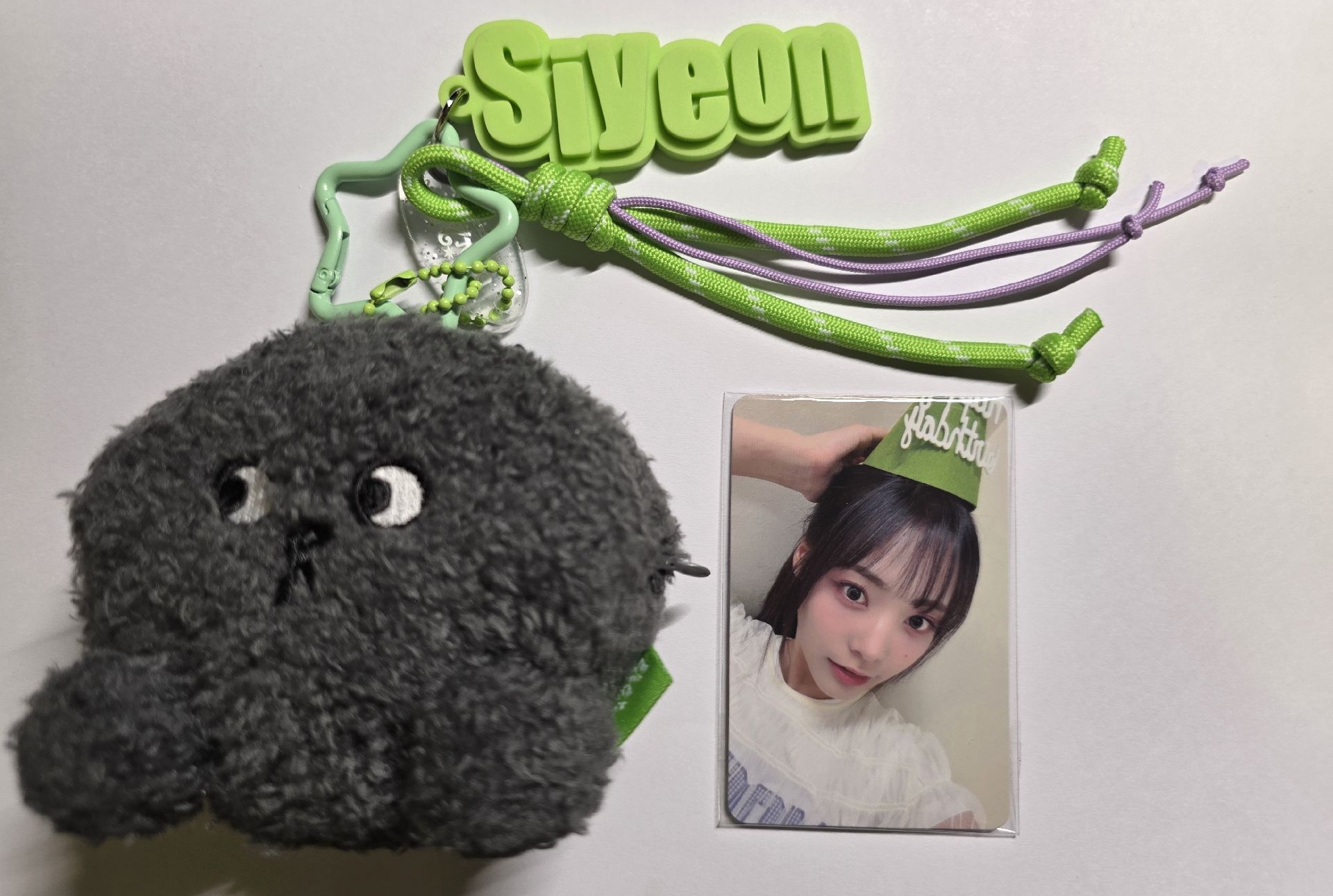 《現貨》Siyeon俗頭