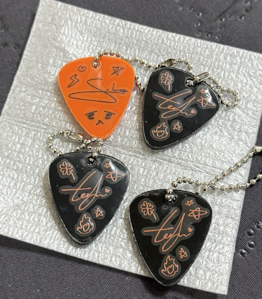 MOA CON 隨機吊飾