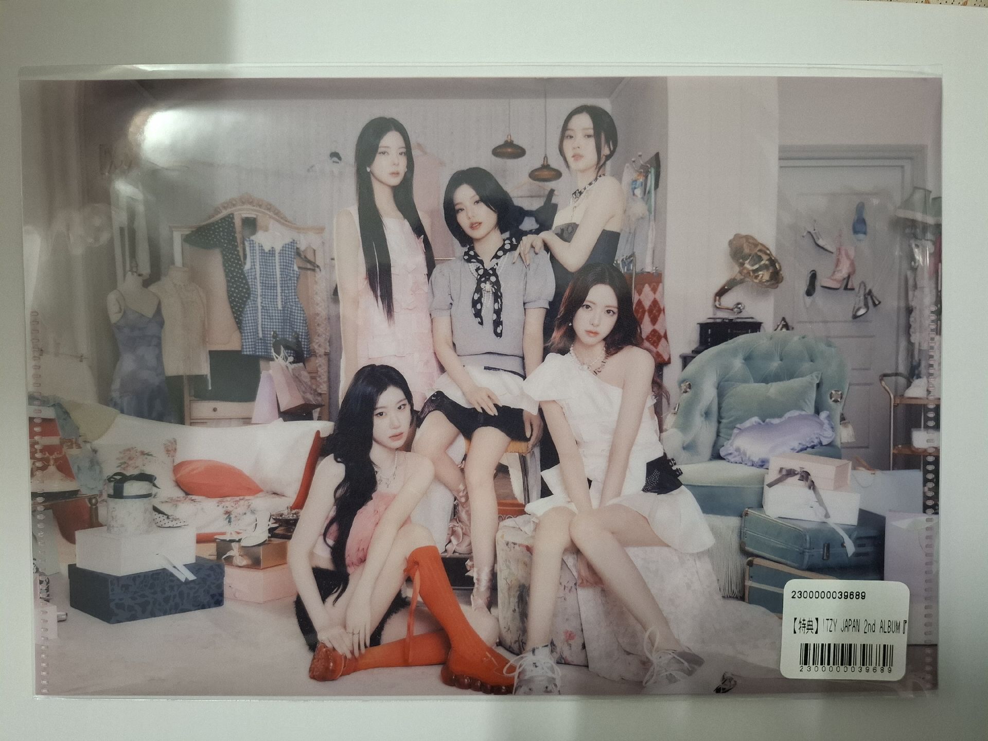 ITZY GWBG 未拆專 送資料夾