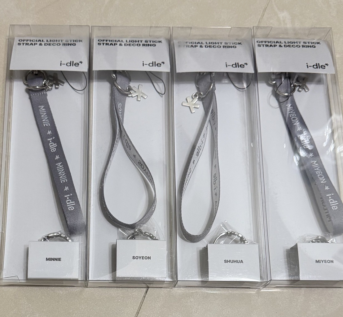 26世巡周邊 薇娟 掛繩 （無手燈環）