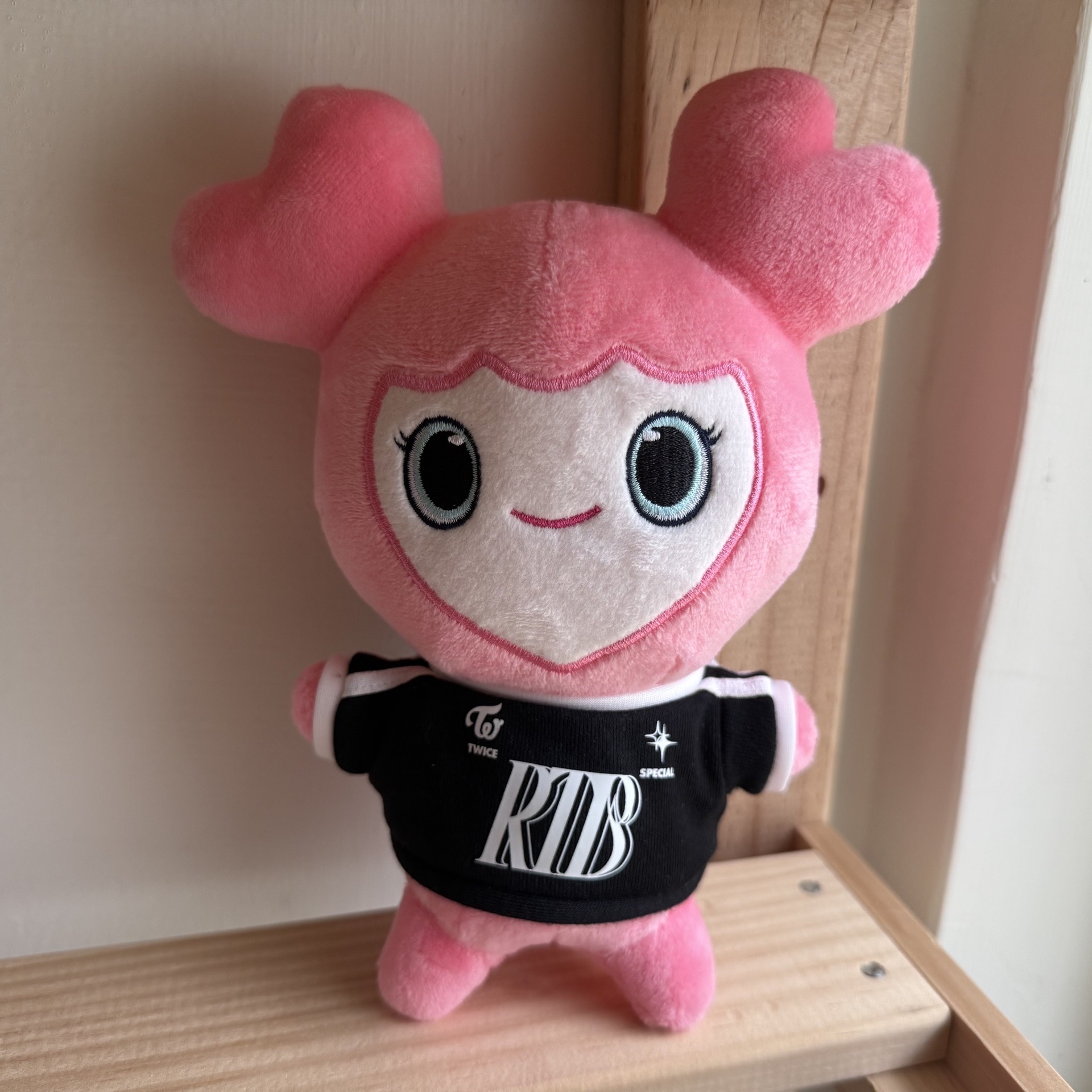 【絕版】TWICE LOVELYS RTB 大娃