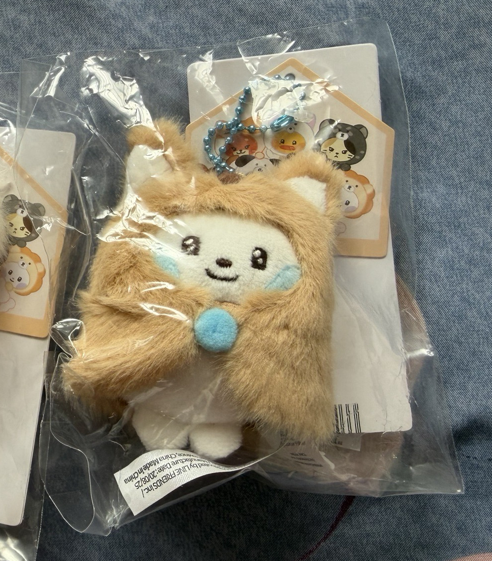 zeroni 奎尼尼 披風奎 全新