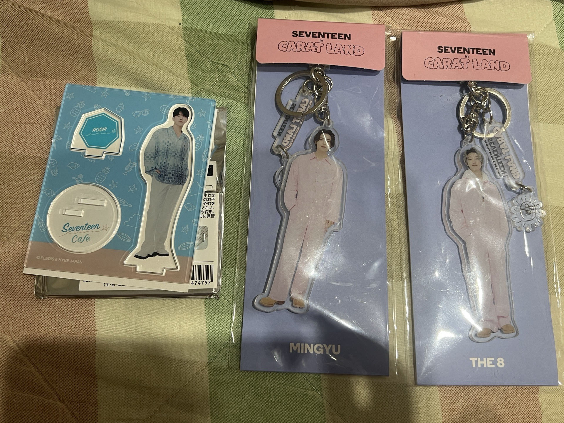 SEVENTEEN 立牌&吊飾