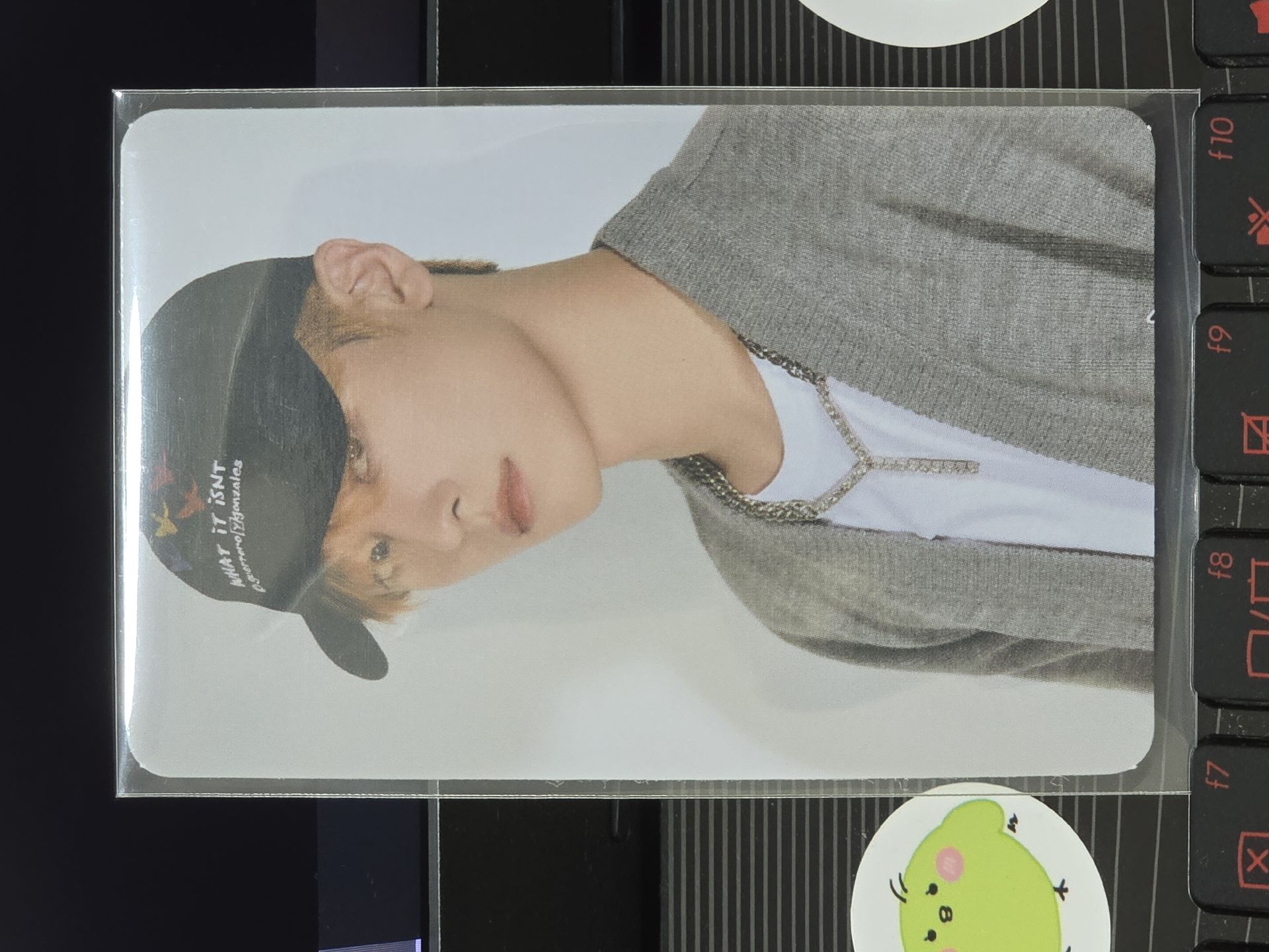 What it isNt代言卡