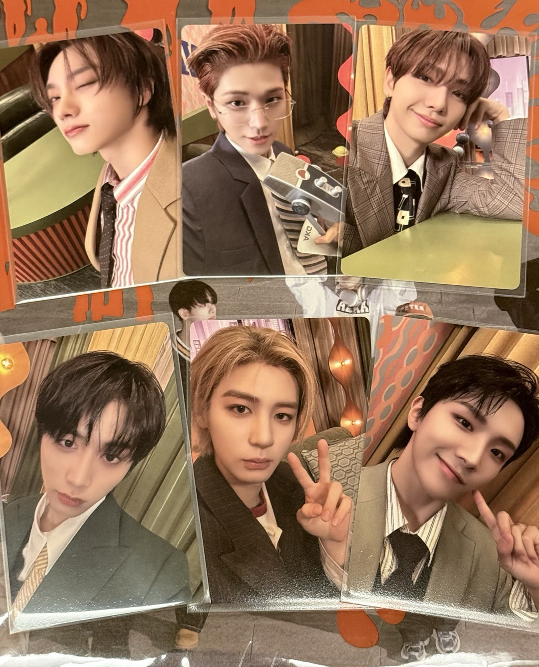 25年曆卡 全員西裝版✨(不拆）