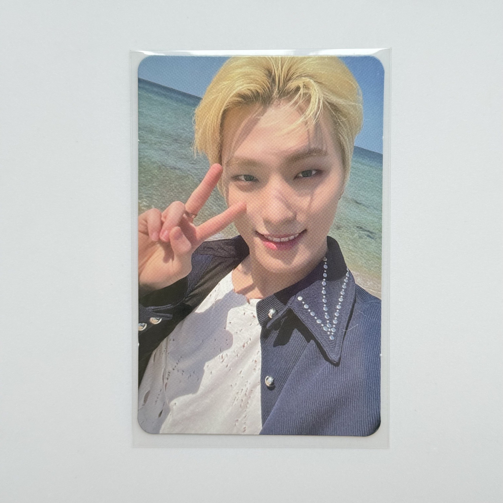 李比海邊陽光還要耀眼