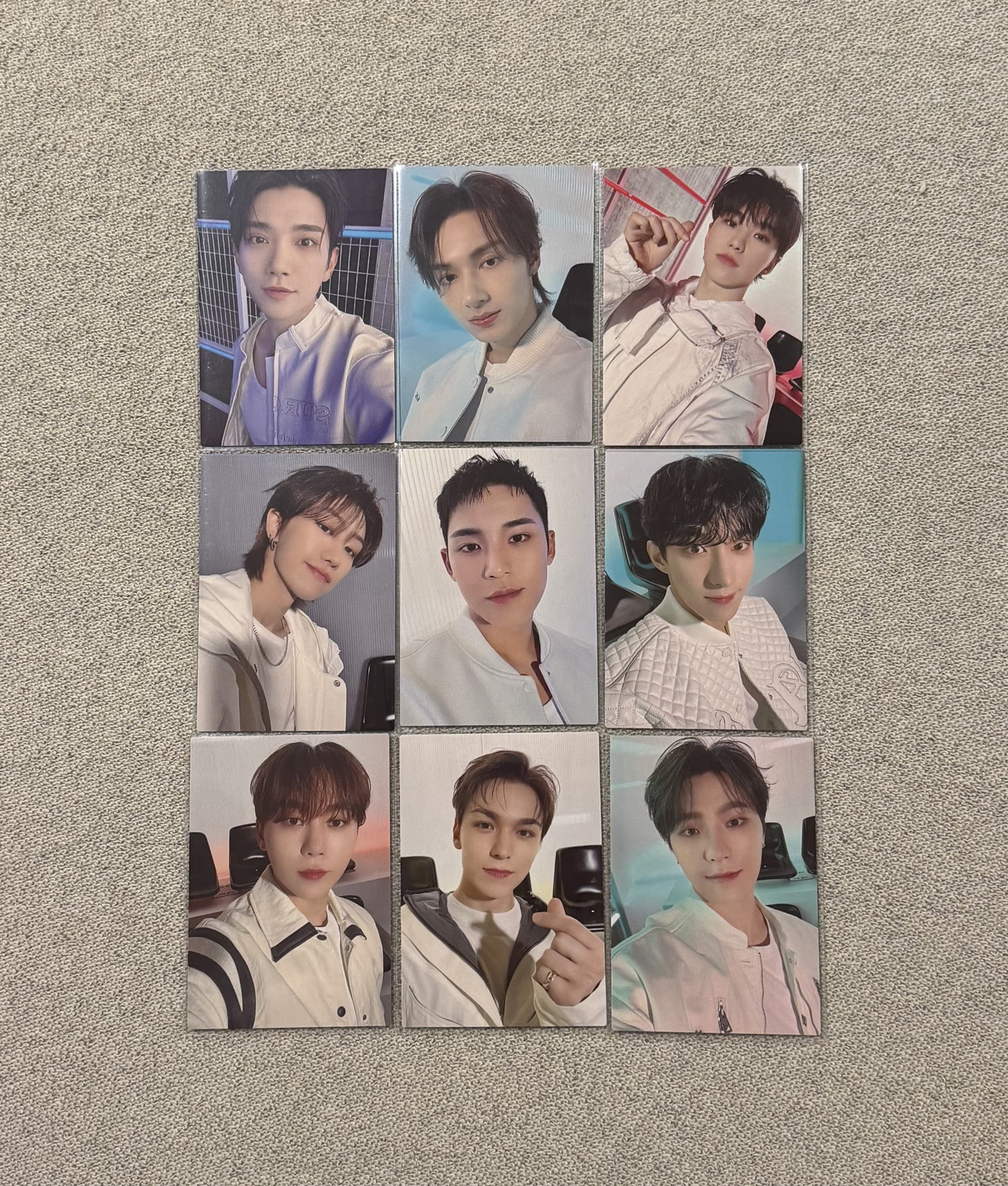 FOLLOW AGAIN 外套卡