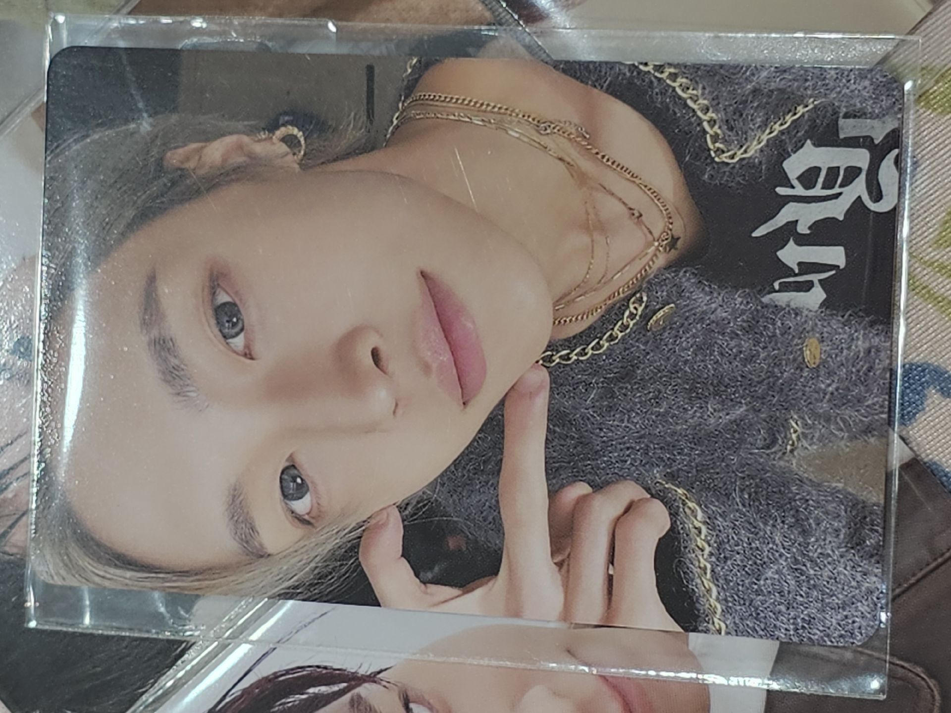 小彬臉頰半心世界萌🥹