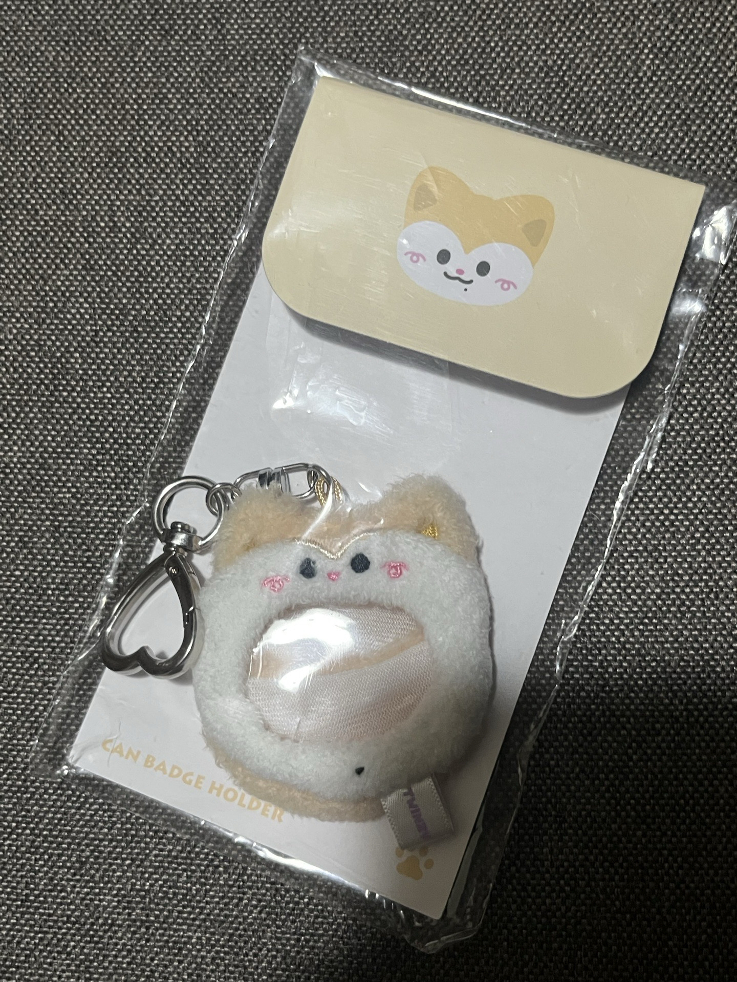 ITZY-徽章套.彩領