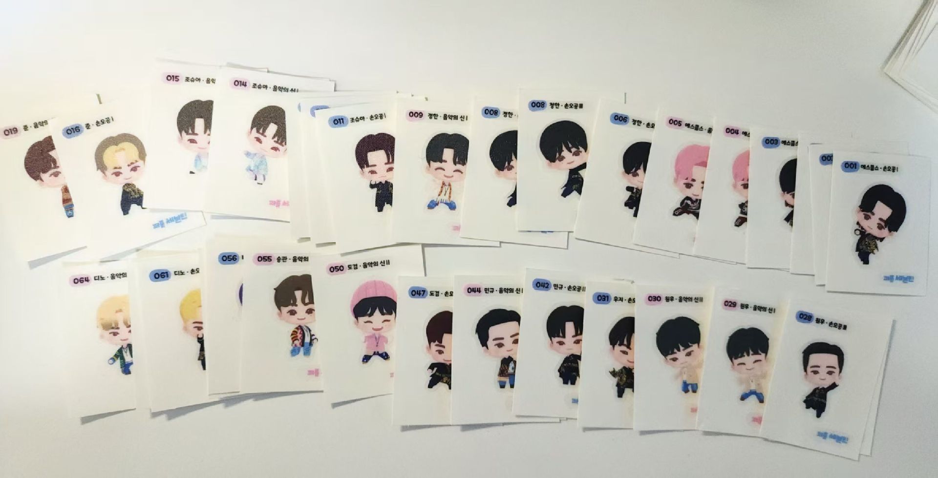 PUZZLE SVT 韓國GS25聯名麵包貼紙