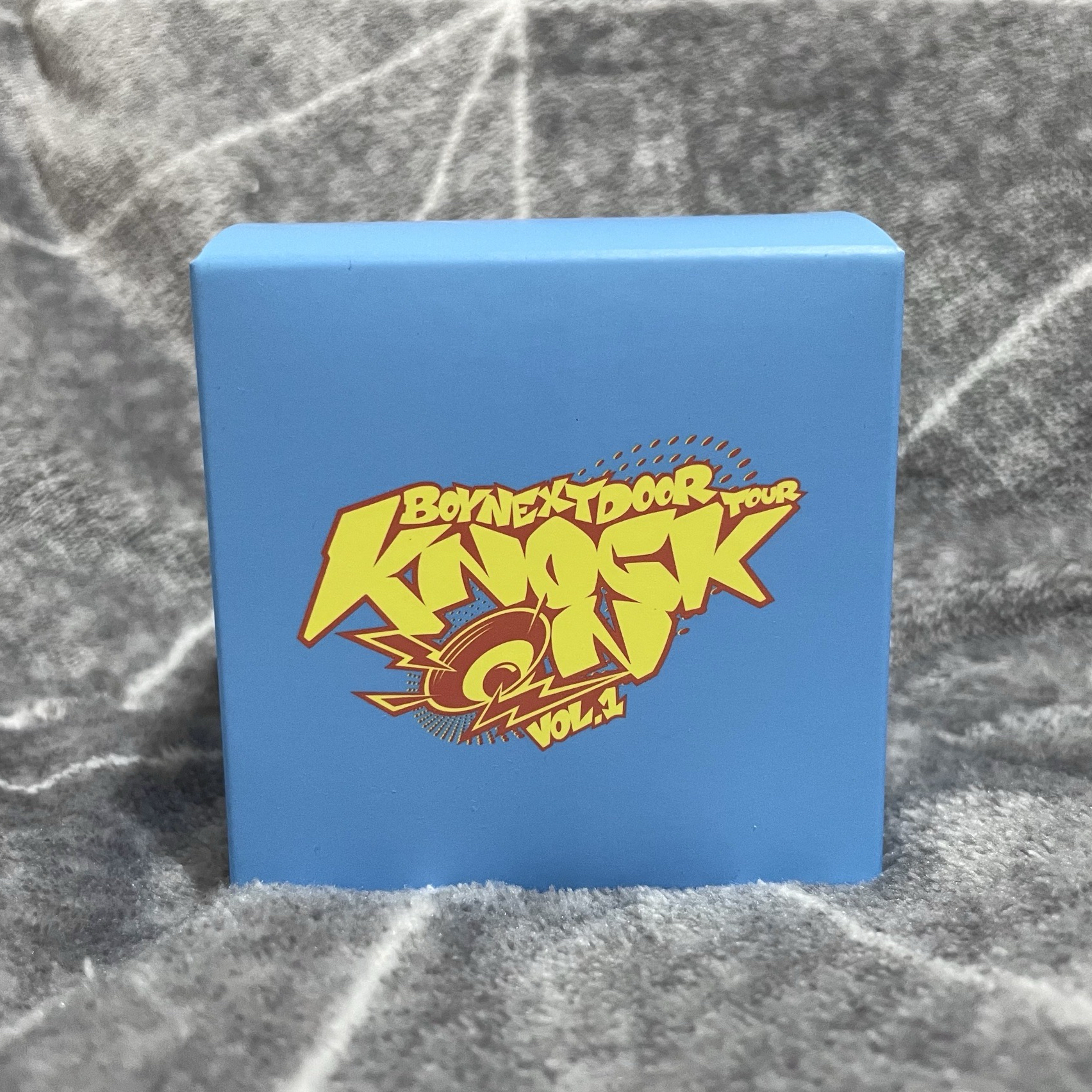 Knock On 手燈小房子