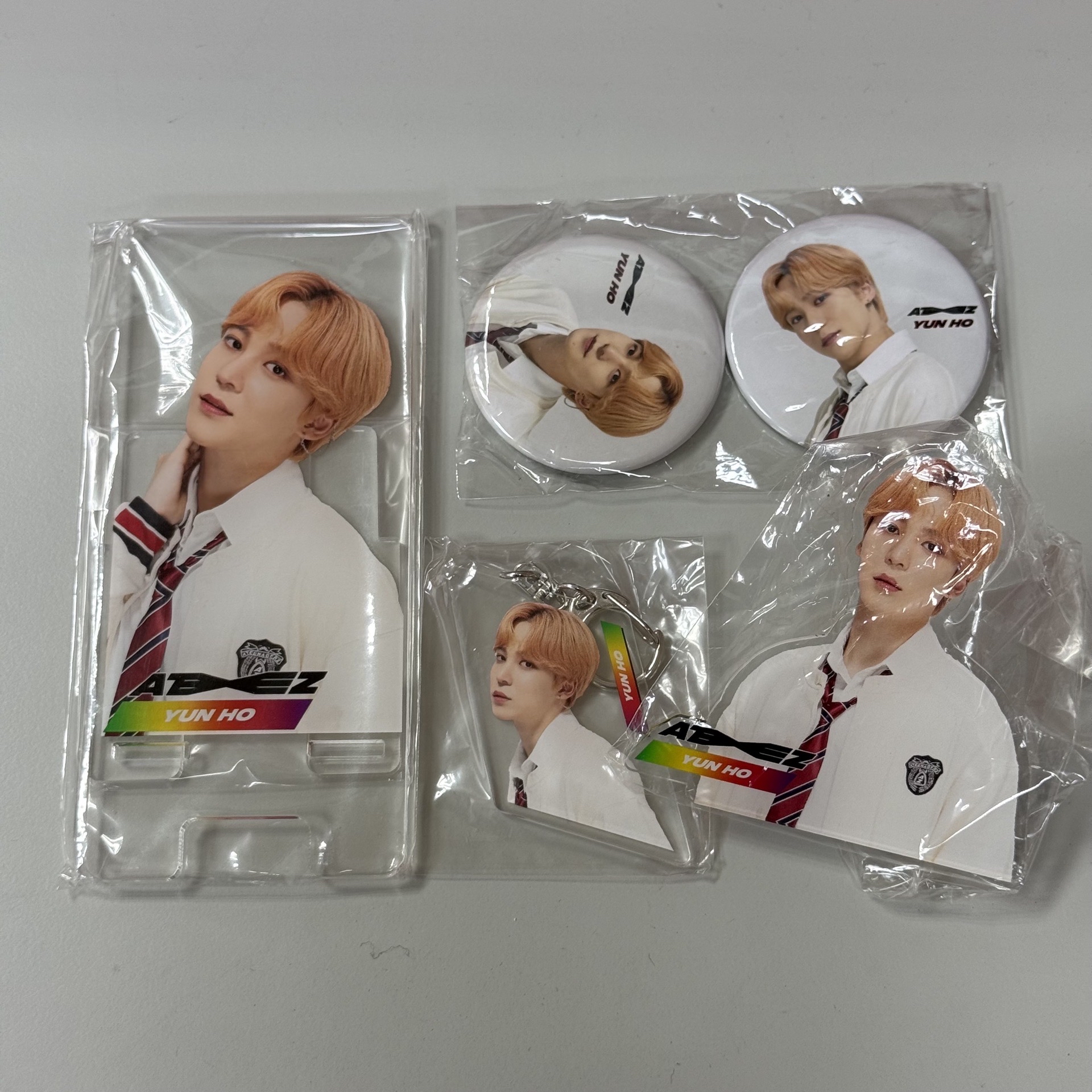 ATEEZ FEVER PART.1 日本專輯預購特典 手機支架 鑰匙圈 文件夾 胸章