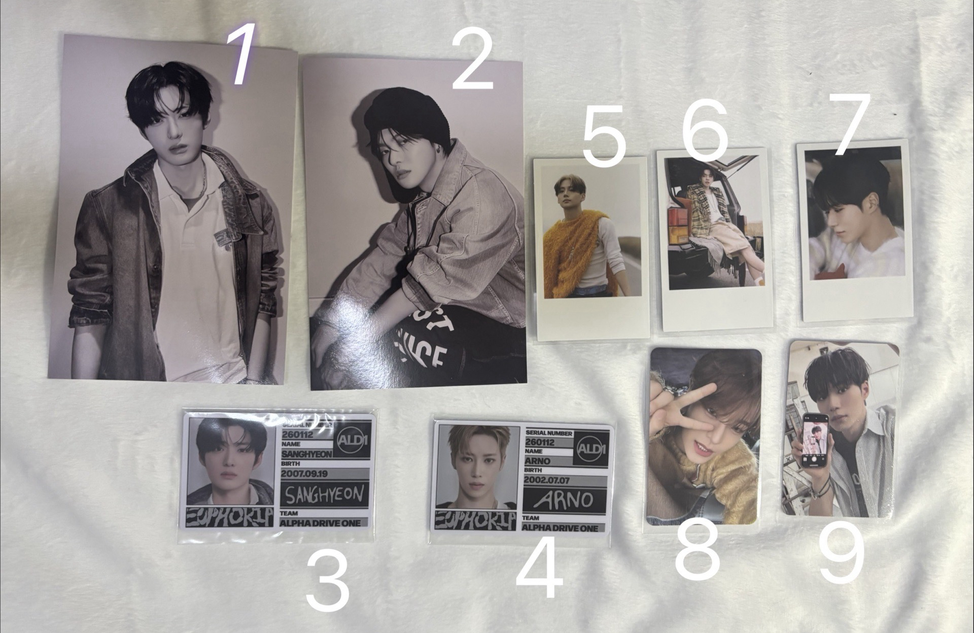 ALD1的專輯卡們/白黑版空專