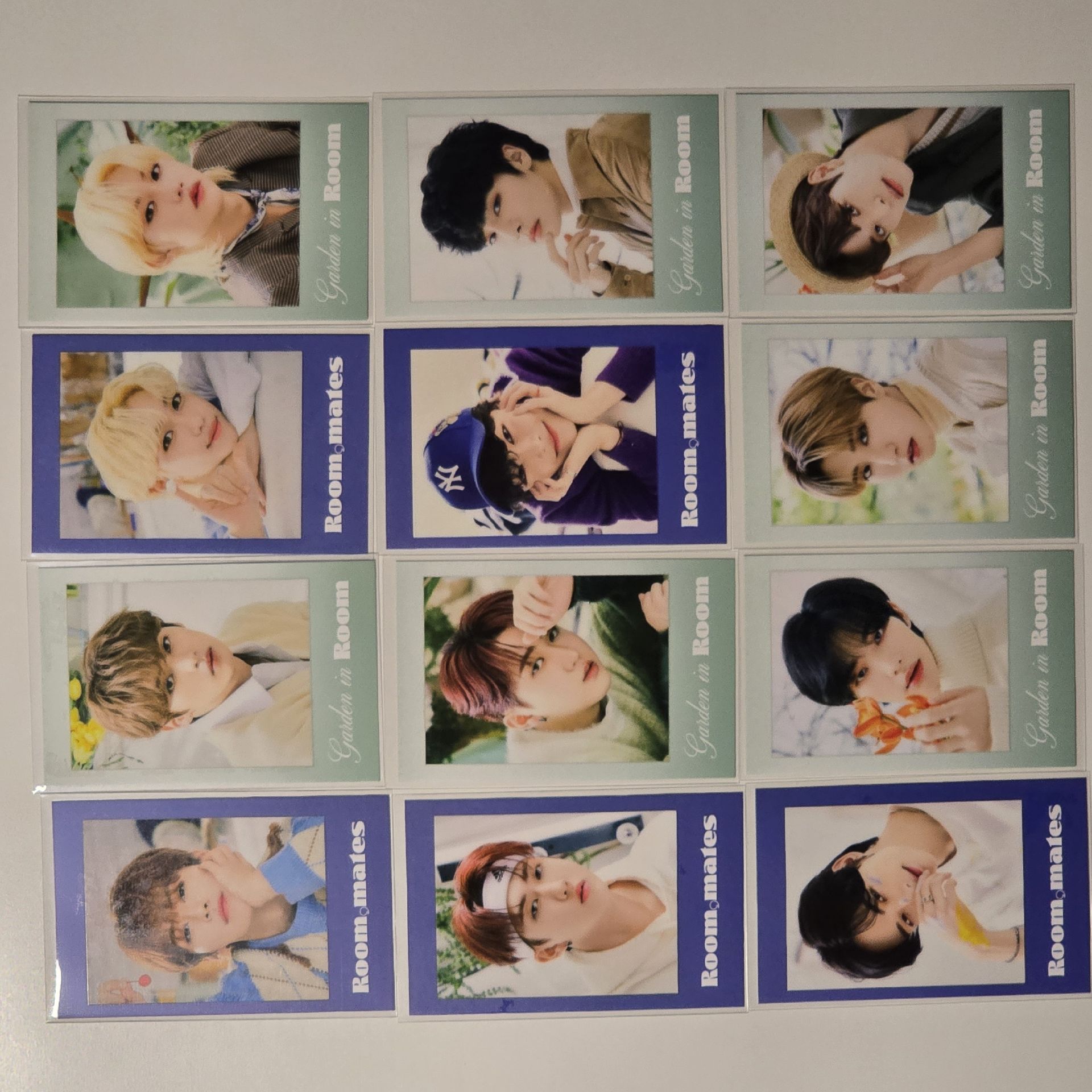 Stray Kids 2022 SEASON'S GREETINGS'ROOM,mates' 年曆 拍立得小卡A款／B款