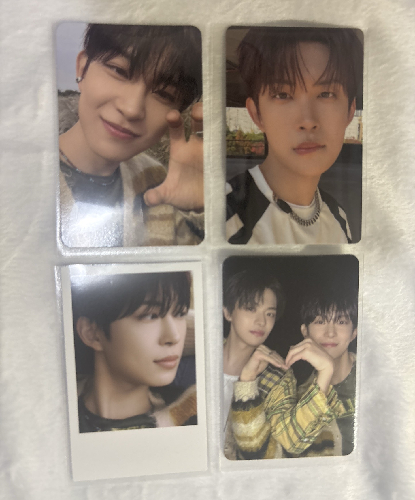 ALD1 虔佑咬咬特典+白黑版專卡+白黑版空專各一