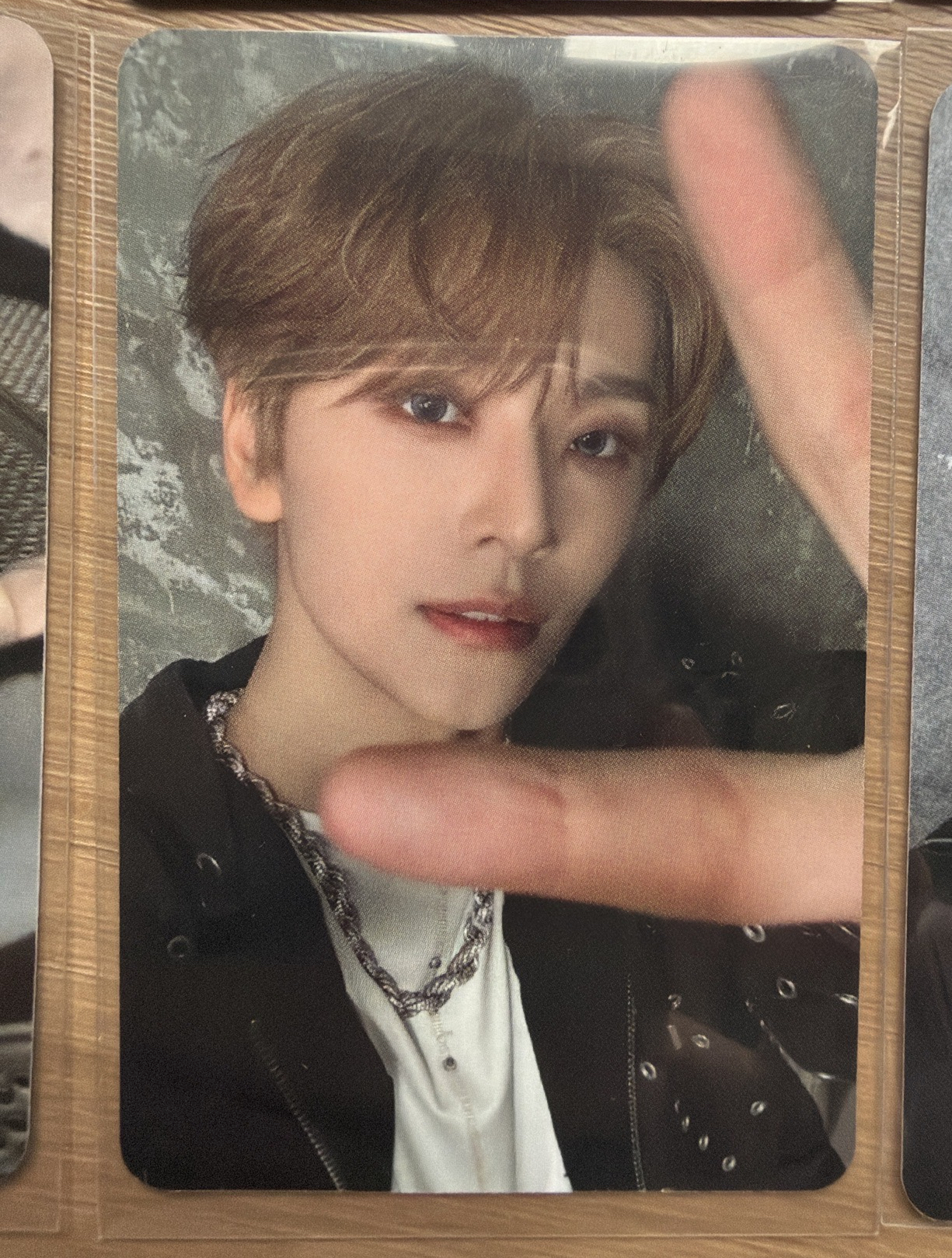 SR星河V字中間的臉