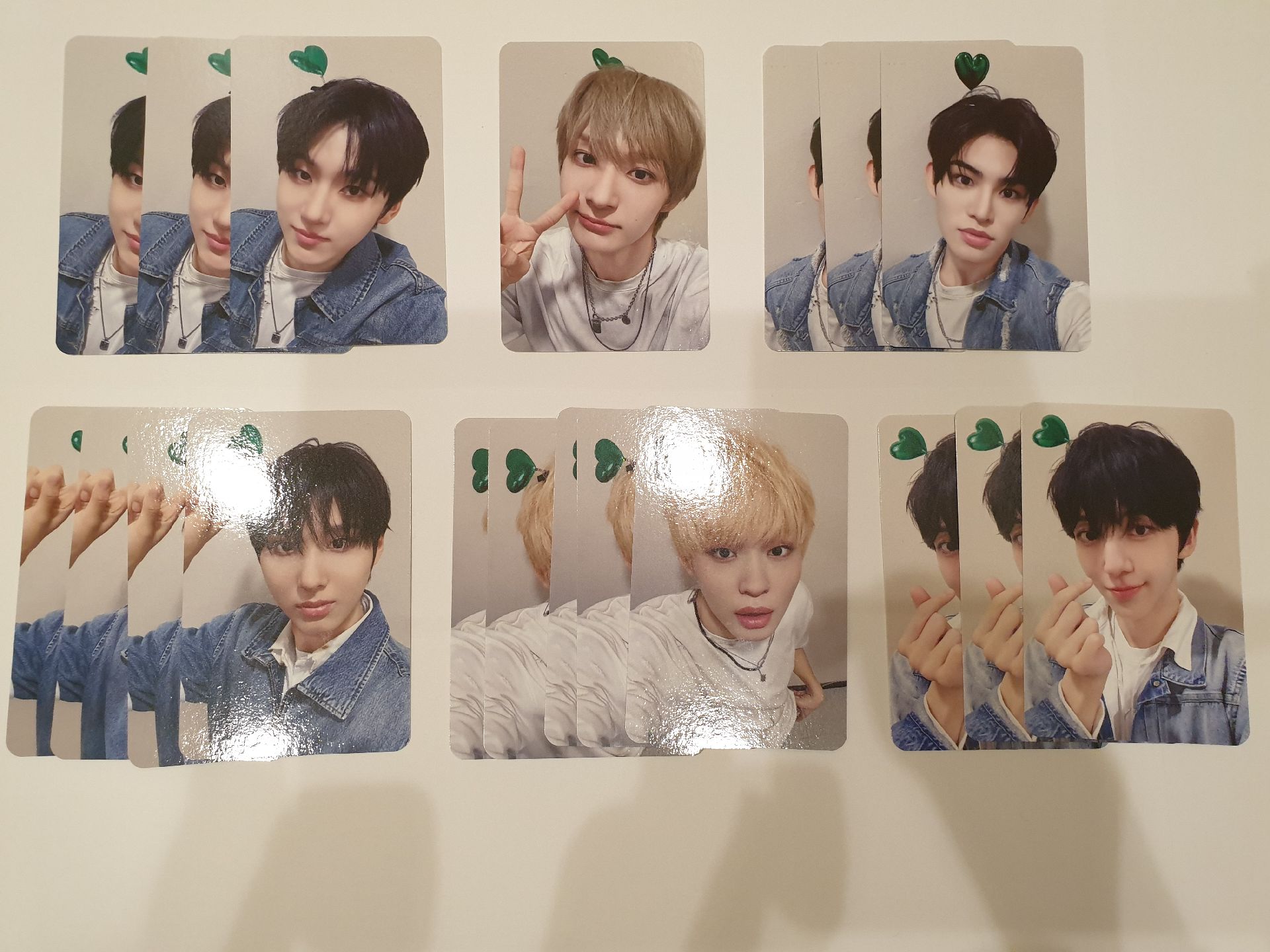 Kickflip 迷三 簽售卡 幸運符咒 中背