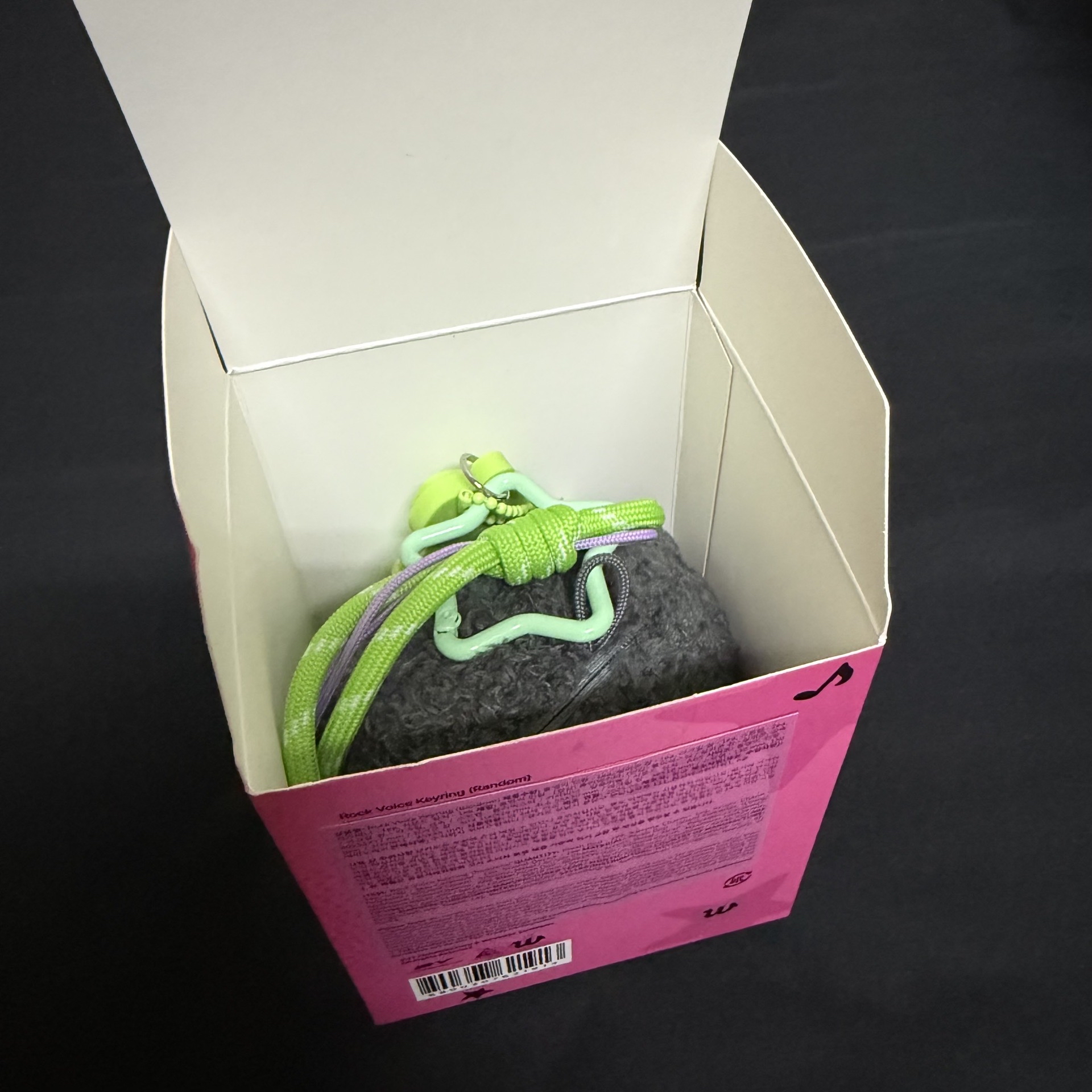 語音俗頭吊飾（Siyeon)