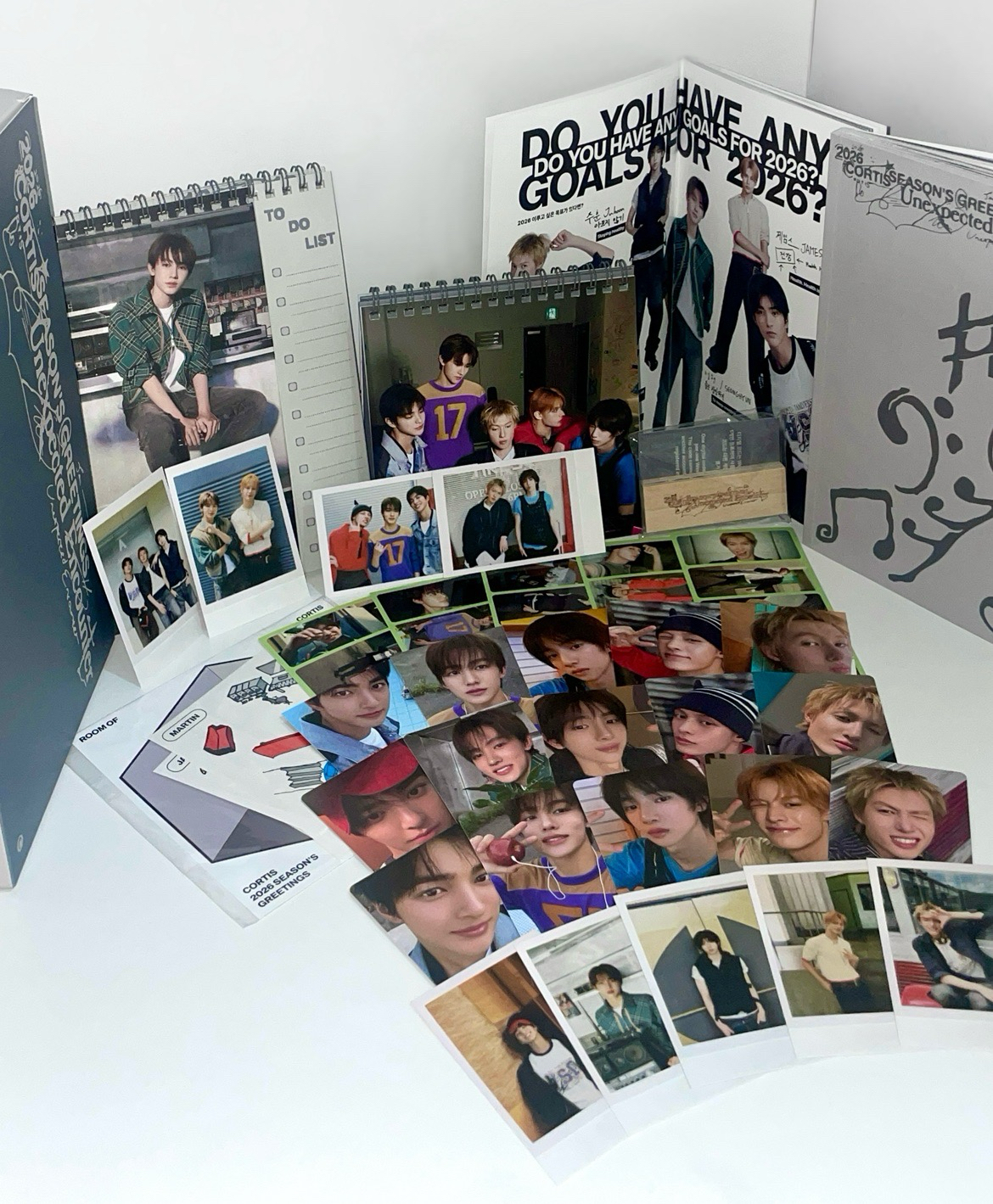 Cortis 年曆wvs特典