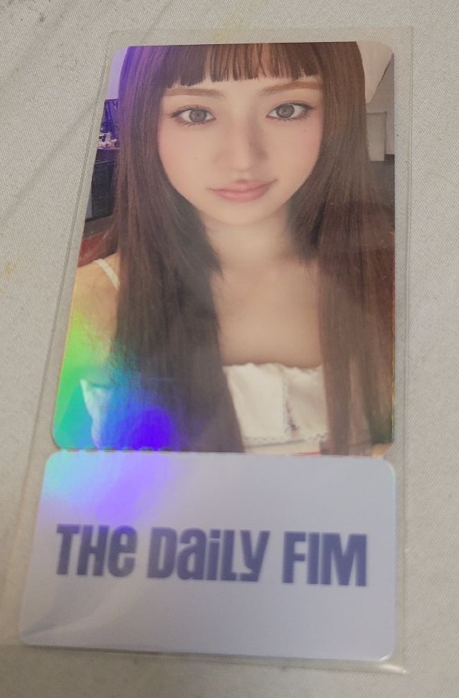 LE SSERAFIM 允真 26年曆 快閃店 滿額卡