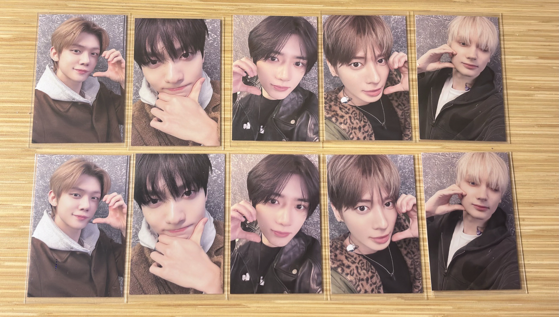 MOA CON 粽卡一套（不含角巴）（送隨機皇冠＆紙花&官週）