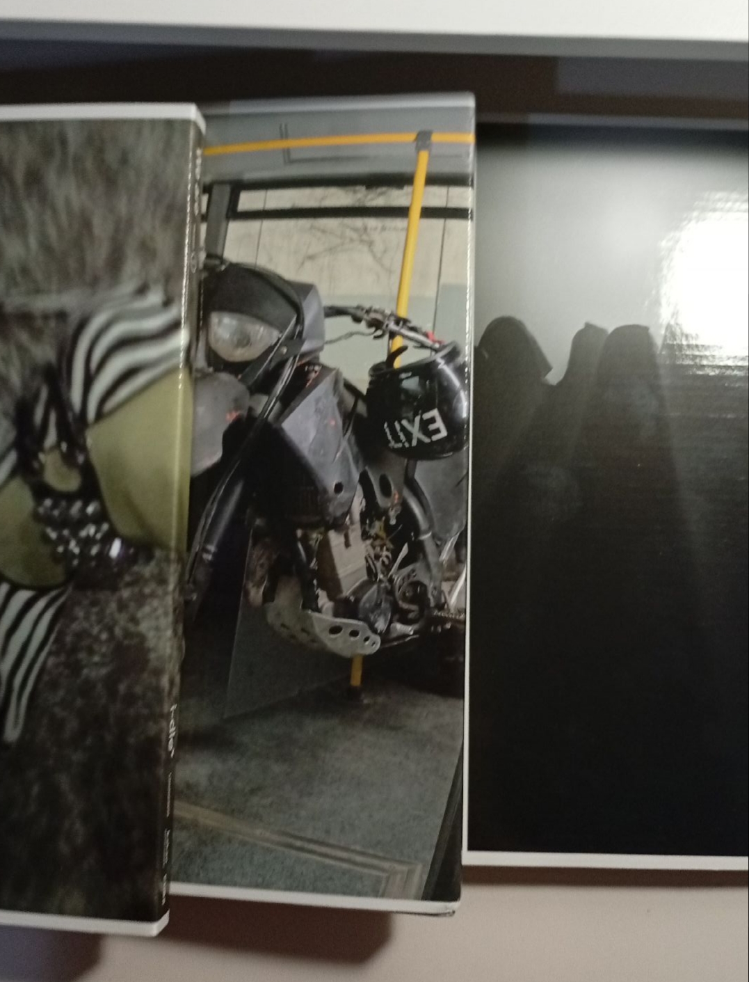 i-dle 空專（記得備註哪本封面）