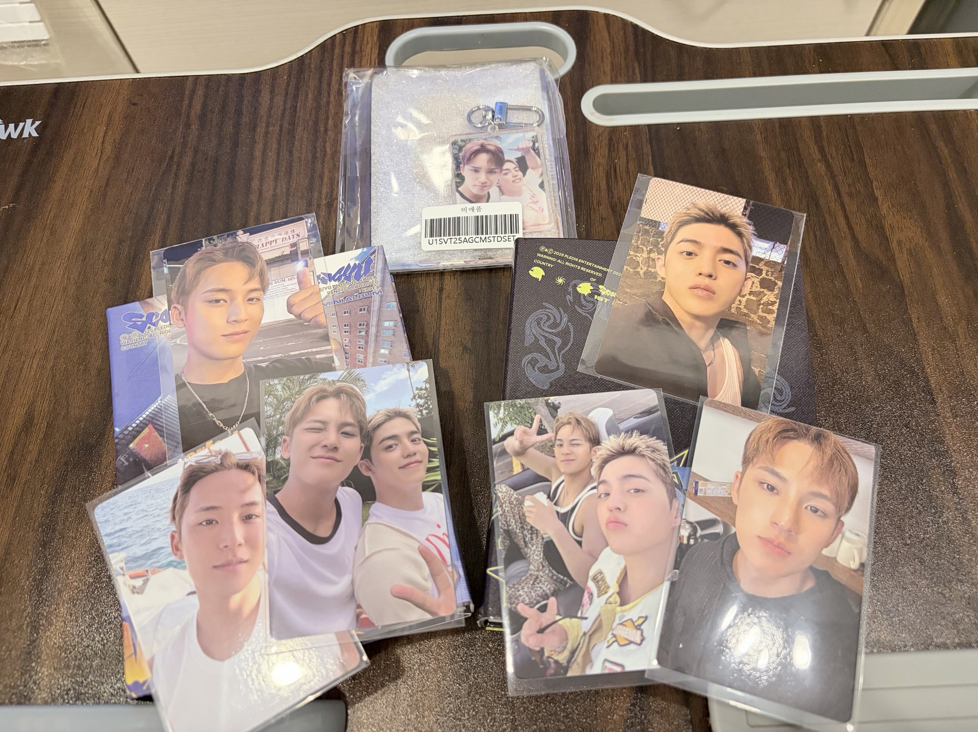 CxM ‘HYPE VIBES’ 已拆 (FAN PARTY全套）