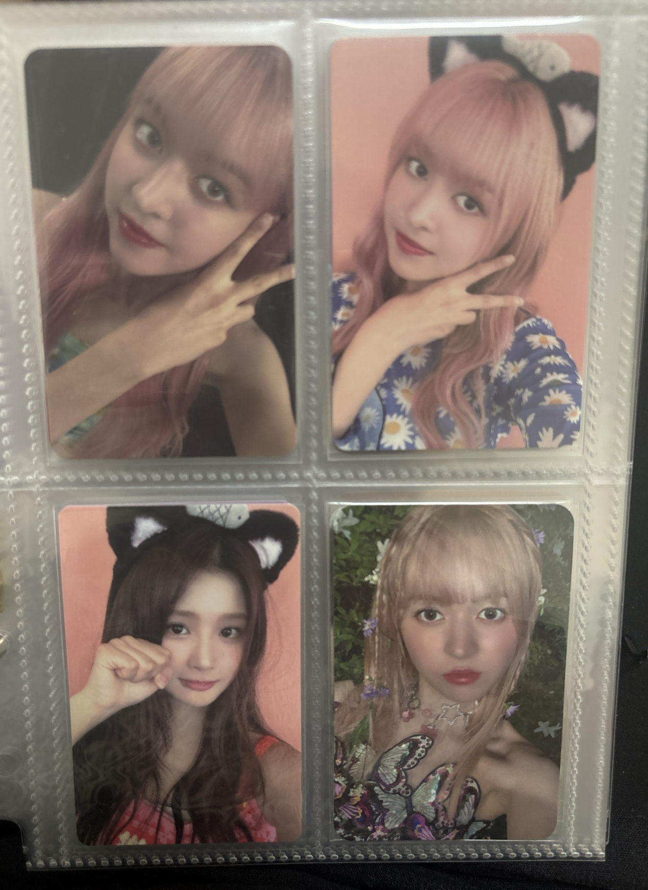 莉莉薛侖小卡整頁一起出