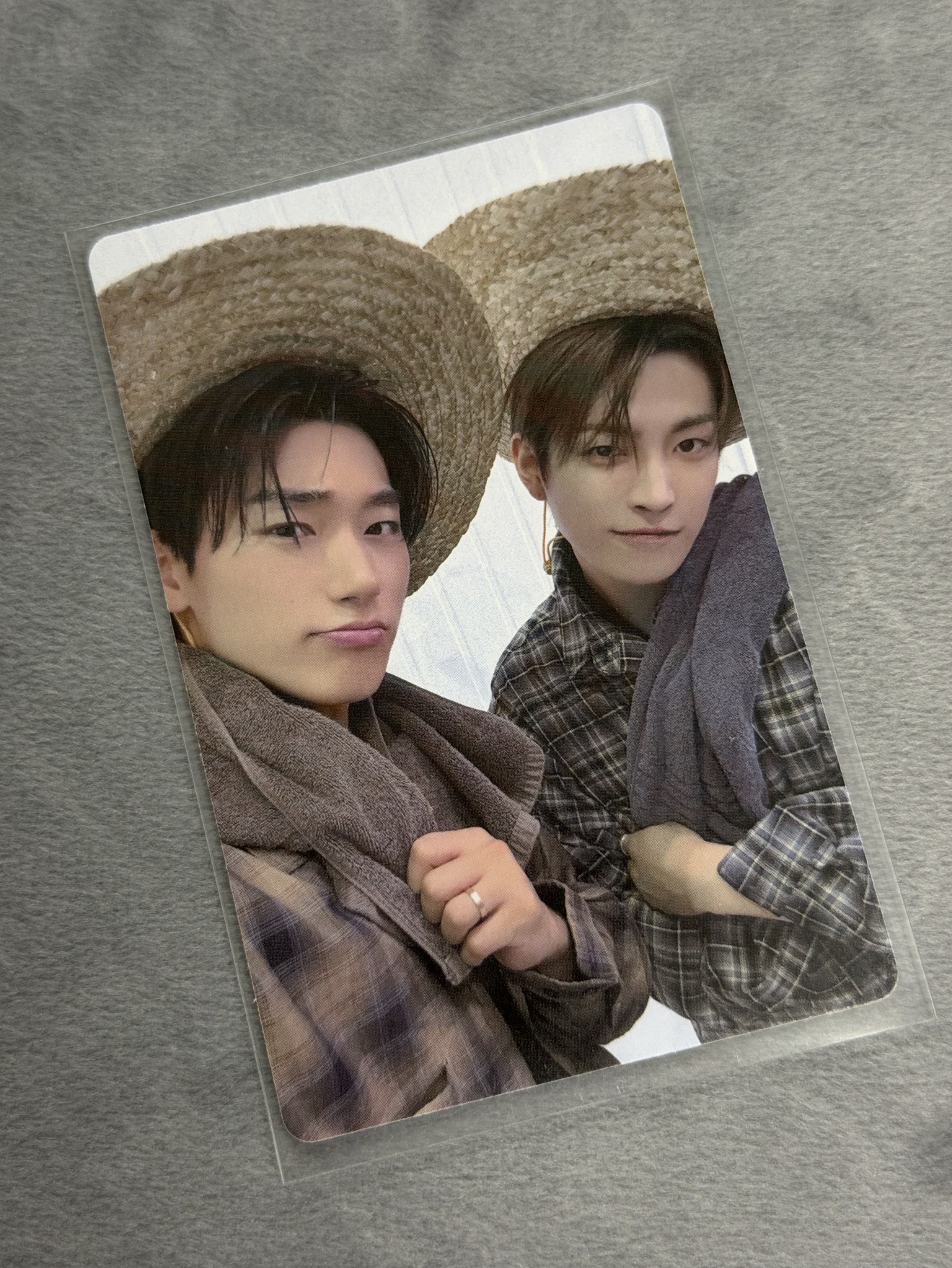 傘中農夫卡🧑🏻‍🌾