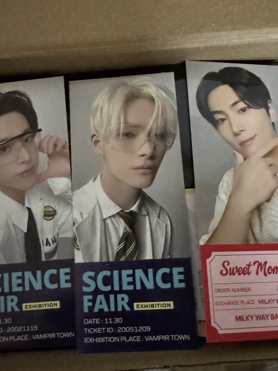 enhypen world 力 科學家