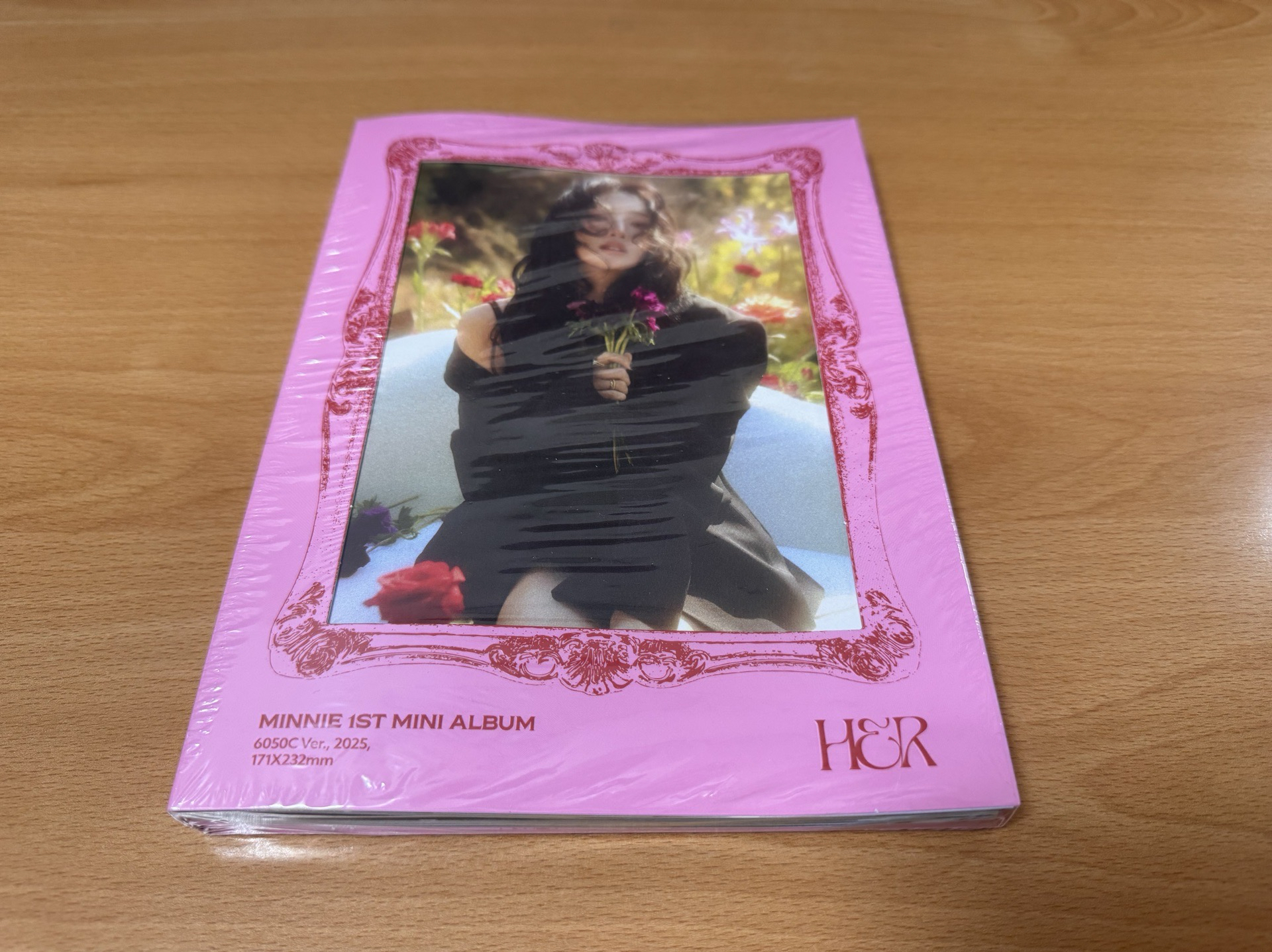 Minnie HER 粉版 全新未拆