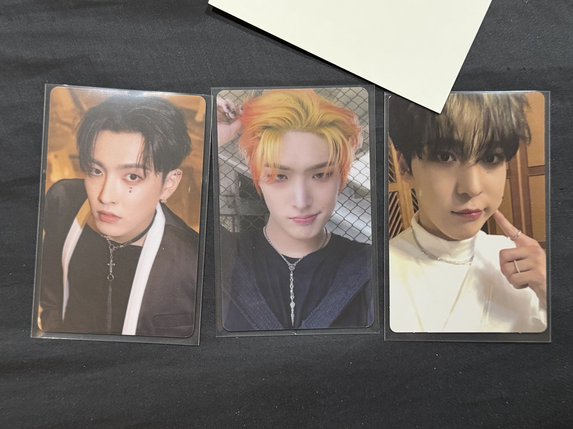 from the Witness專卡 旼琦 潤浩