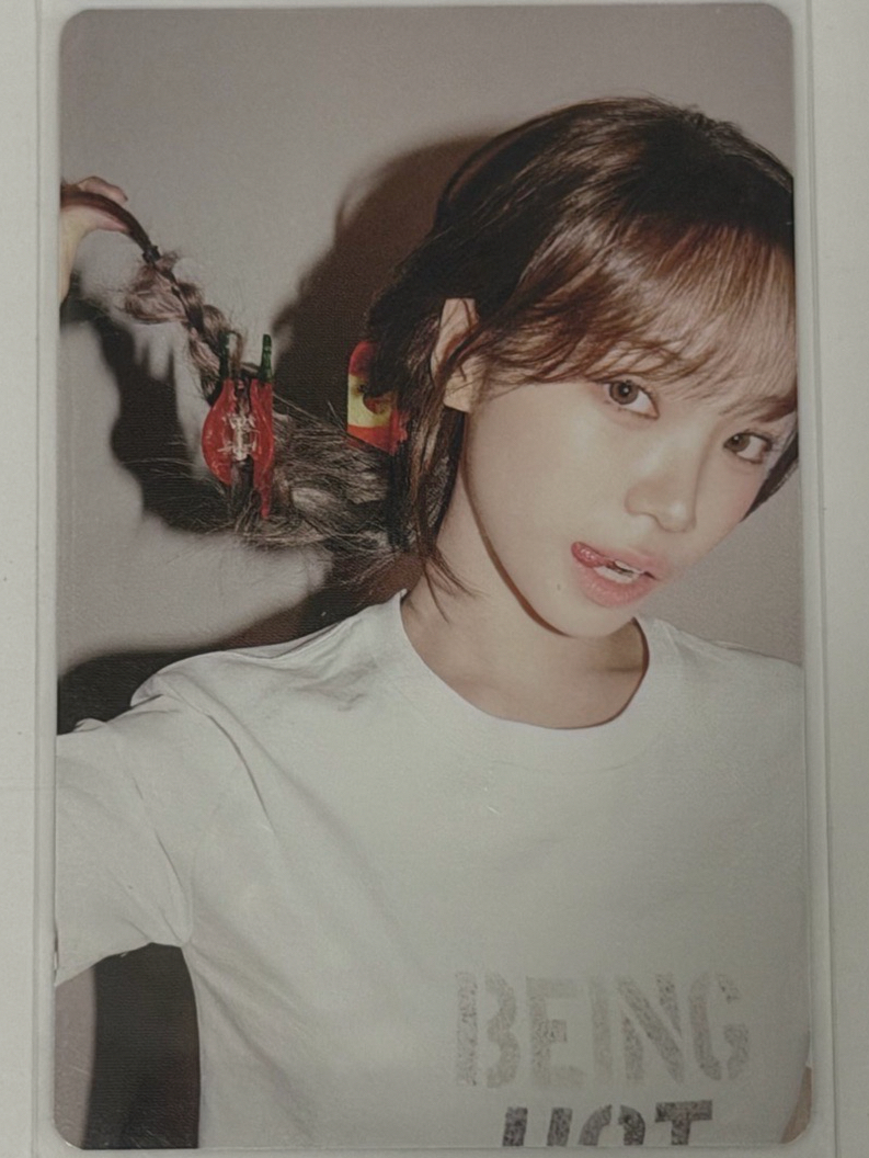 HOT 電子專 專輯卡 A版 拉頭髮采