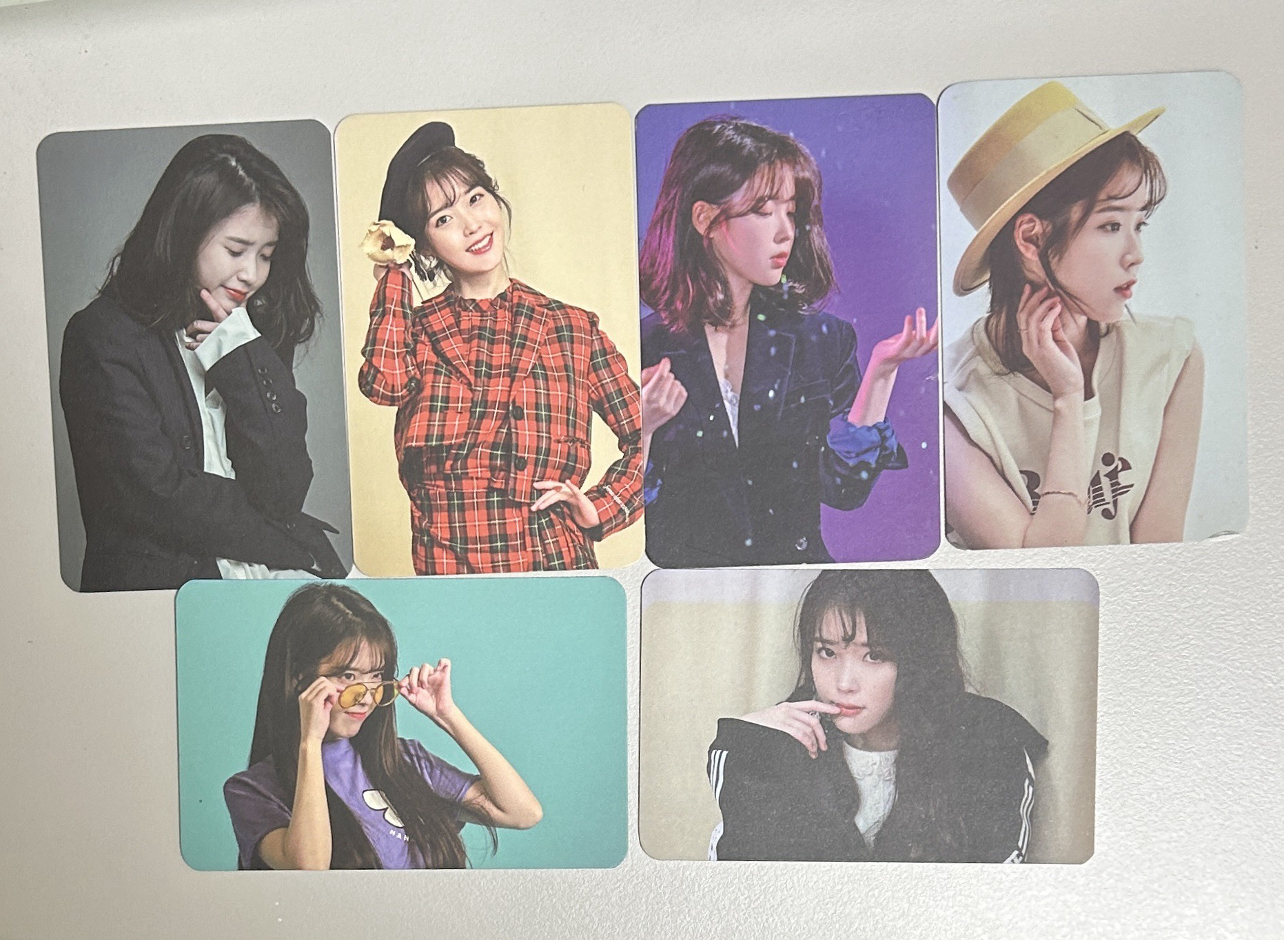 IU 18’年曆 年曆卡 