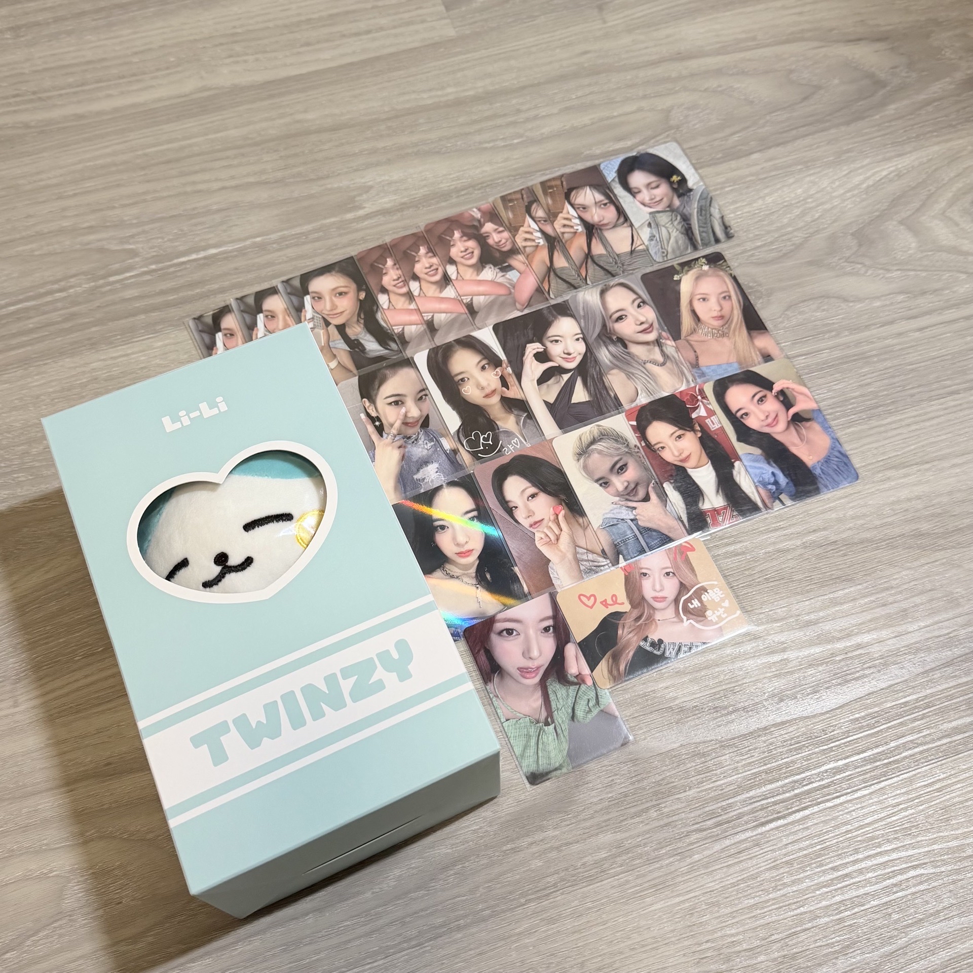 ITZY 專卡/特典/週邊/娃娃